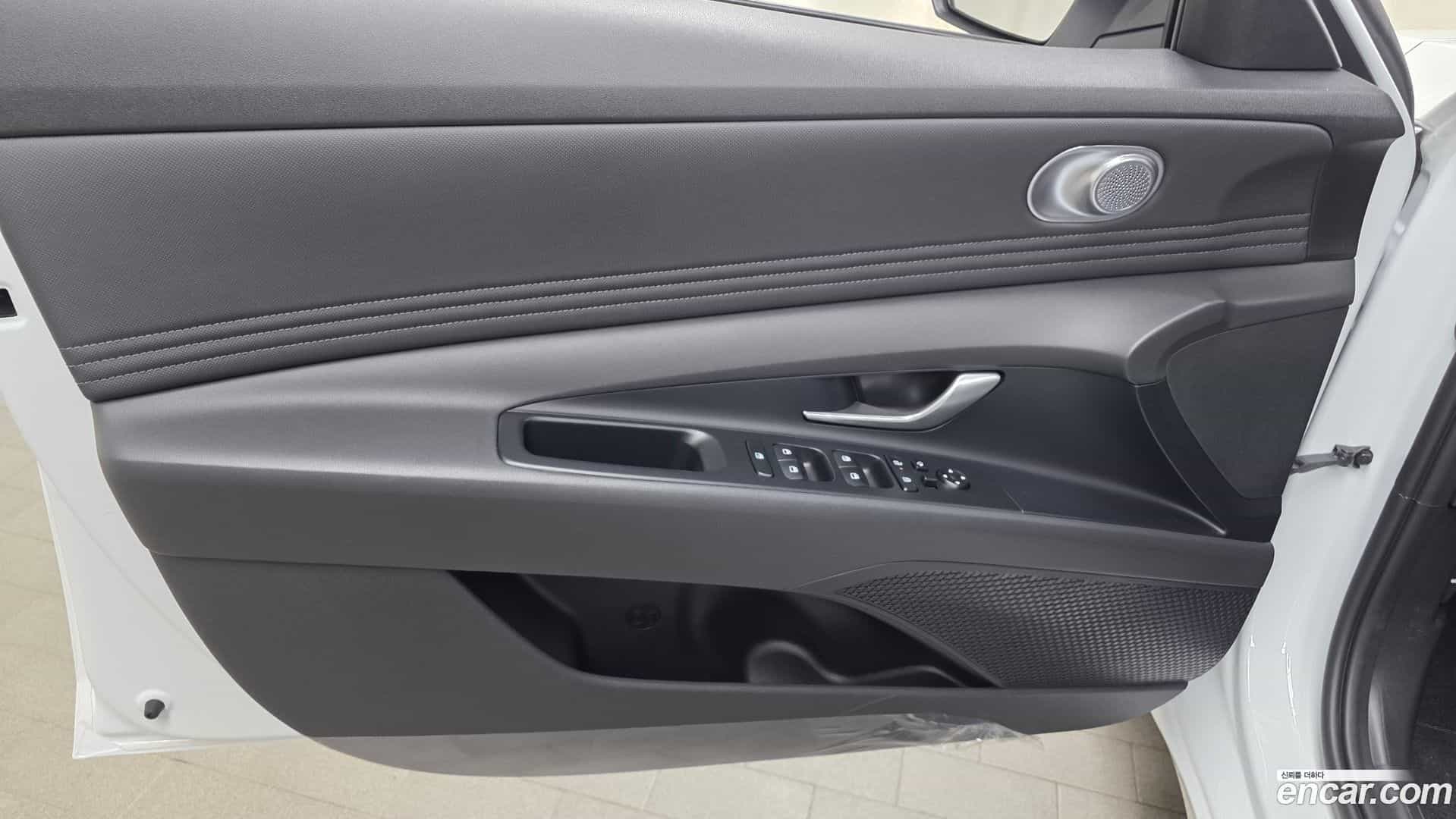 AVANTE Hyundai 2026.0-INNER-034
