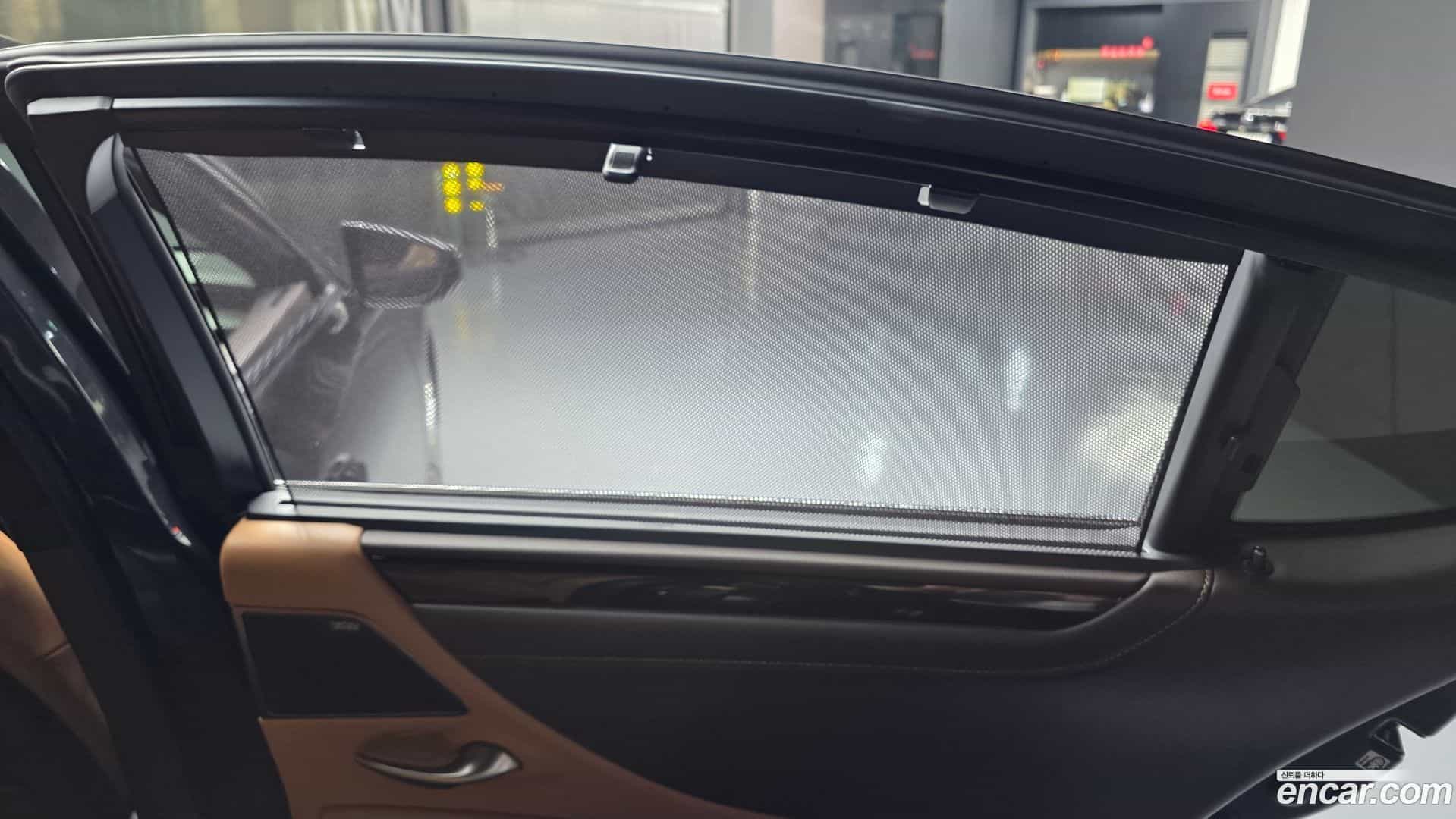 ES Lexus 2019.2-OPTION-041
