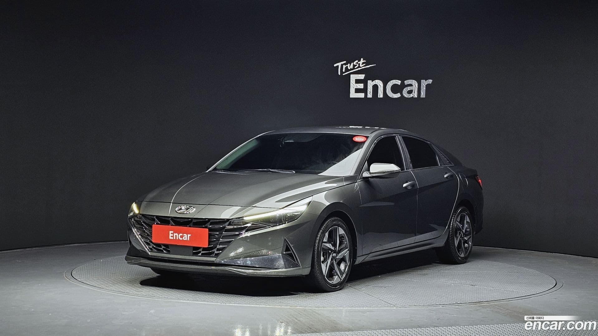 Main__Slider__Photo:AVANTE Hyundai 2022.3-0