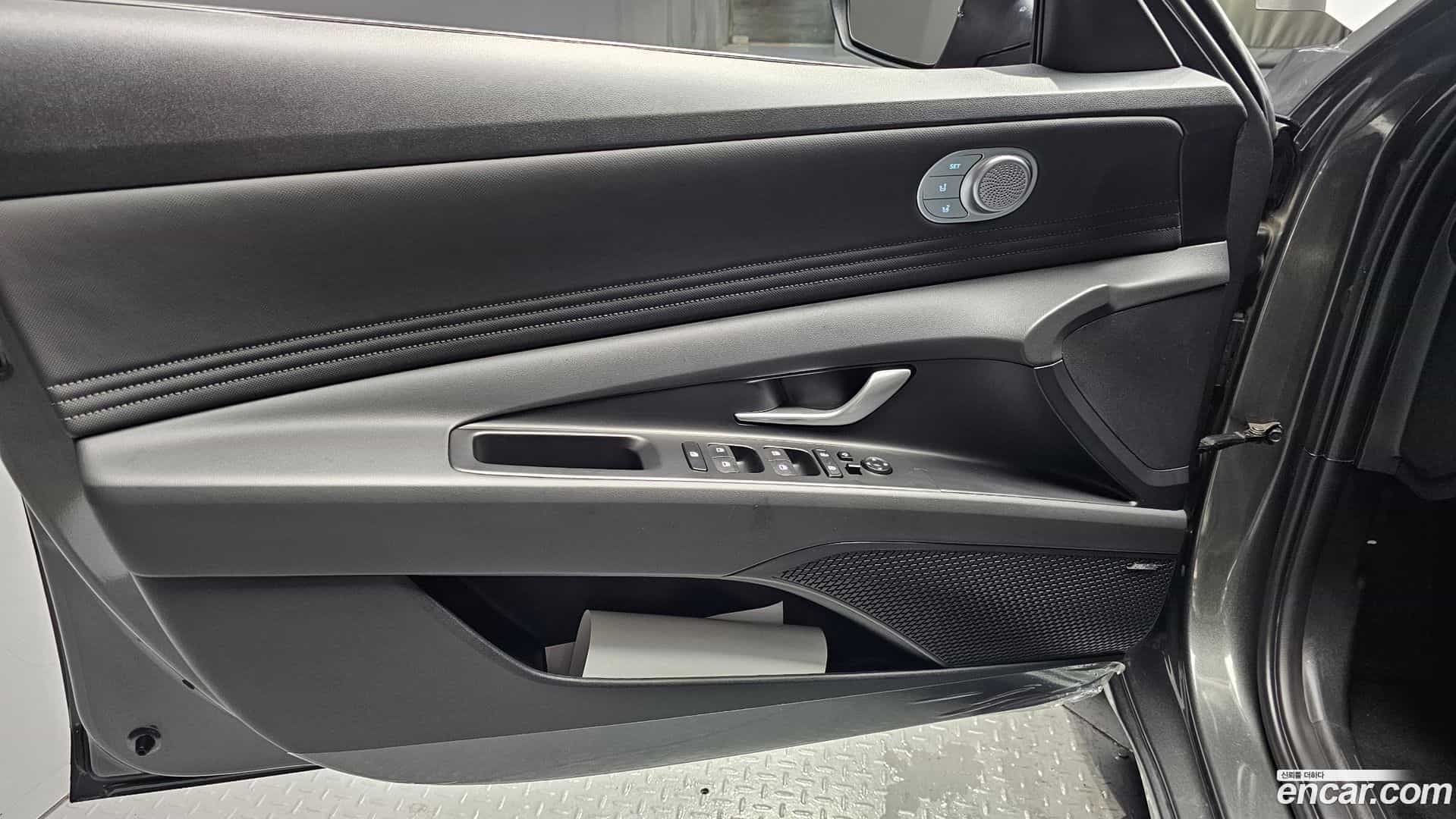 AVANTE Hyundai 2022.3-INNER-034