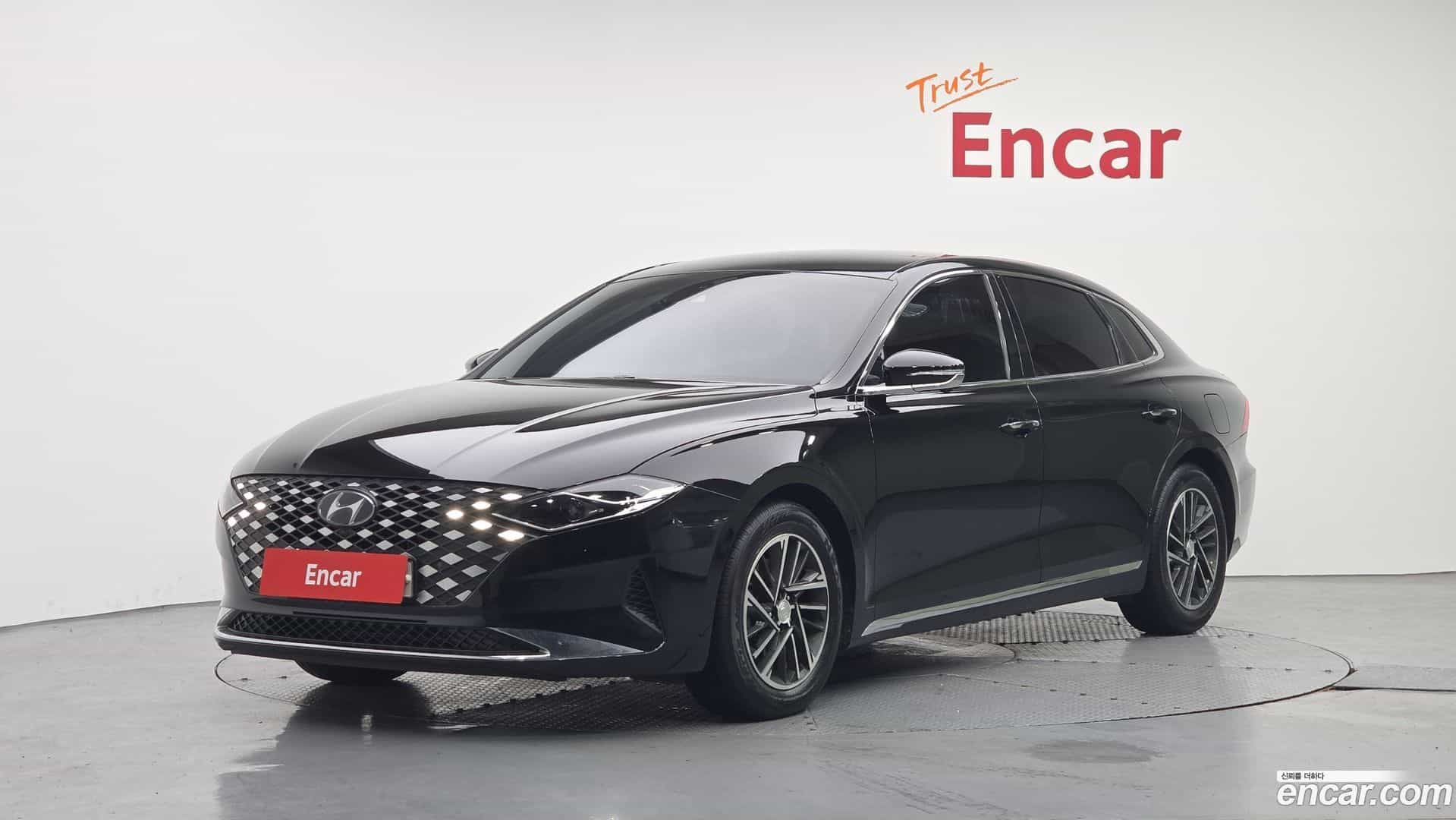 Grandeur Hyundai 2021.2-OUTER-001