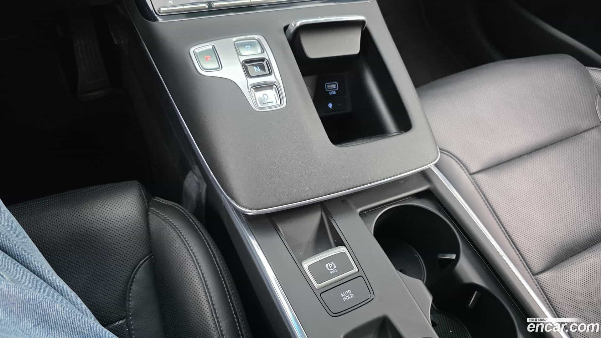 Grandeur Hyundai 2021.2-INNER-009