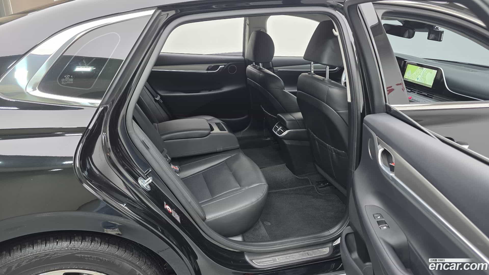 Grandeur Hyundai 2021.2-OPTION-015