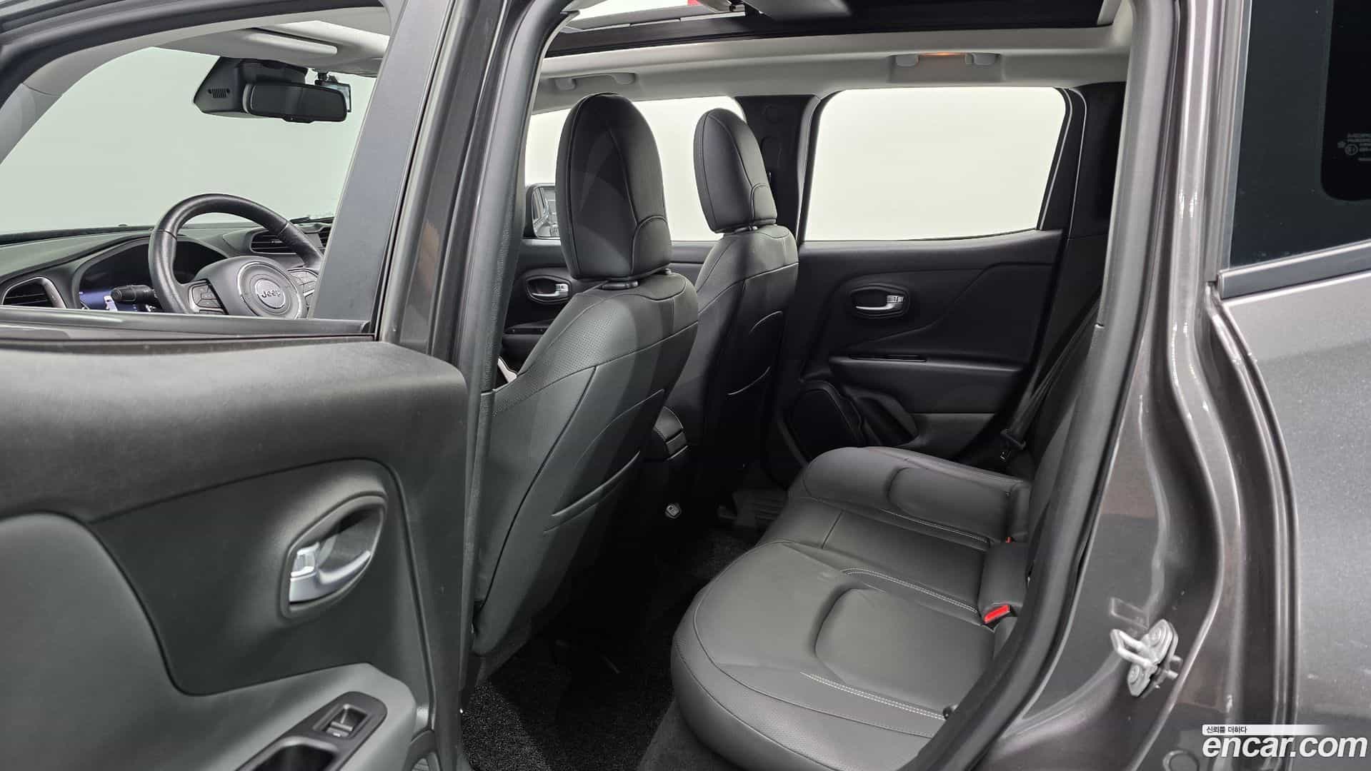 Renegade Jeep 2021.4-OPTION-015