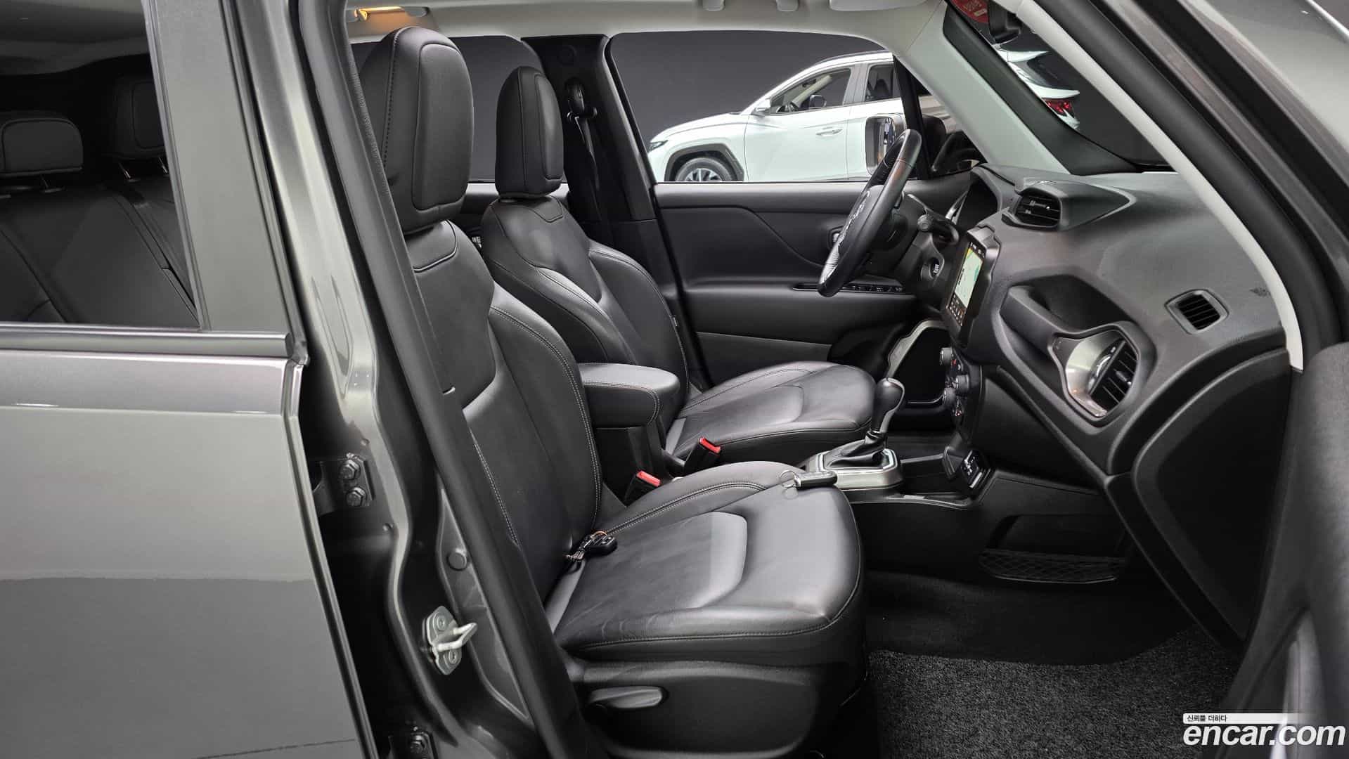Renegade Jeep 2021.4-OPTION-023