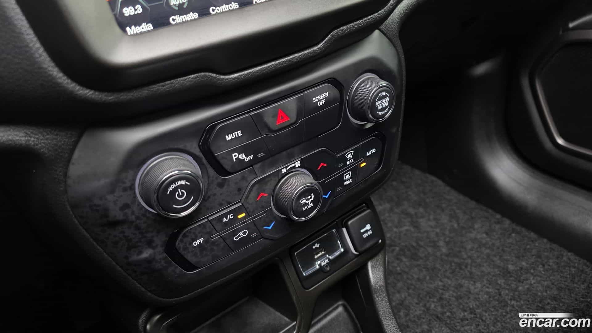 Renegade Jeep 2021.4-OPTION-041