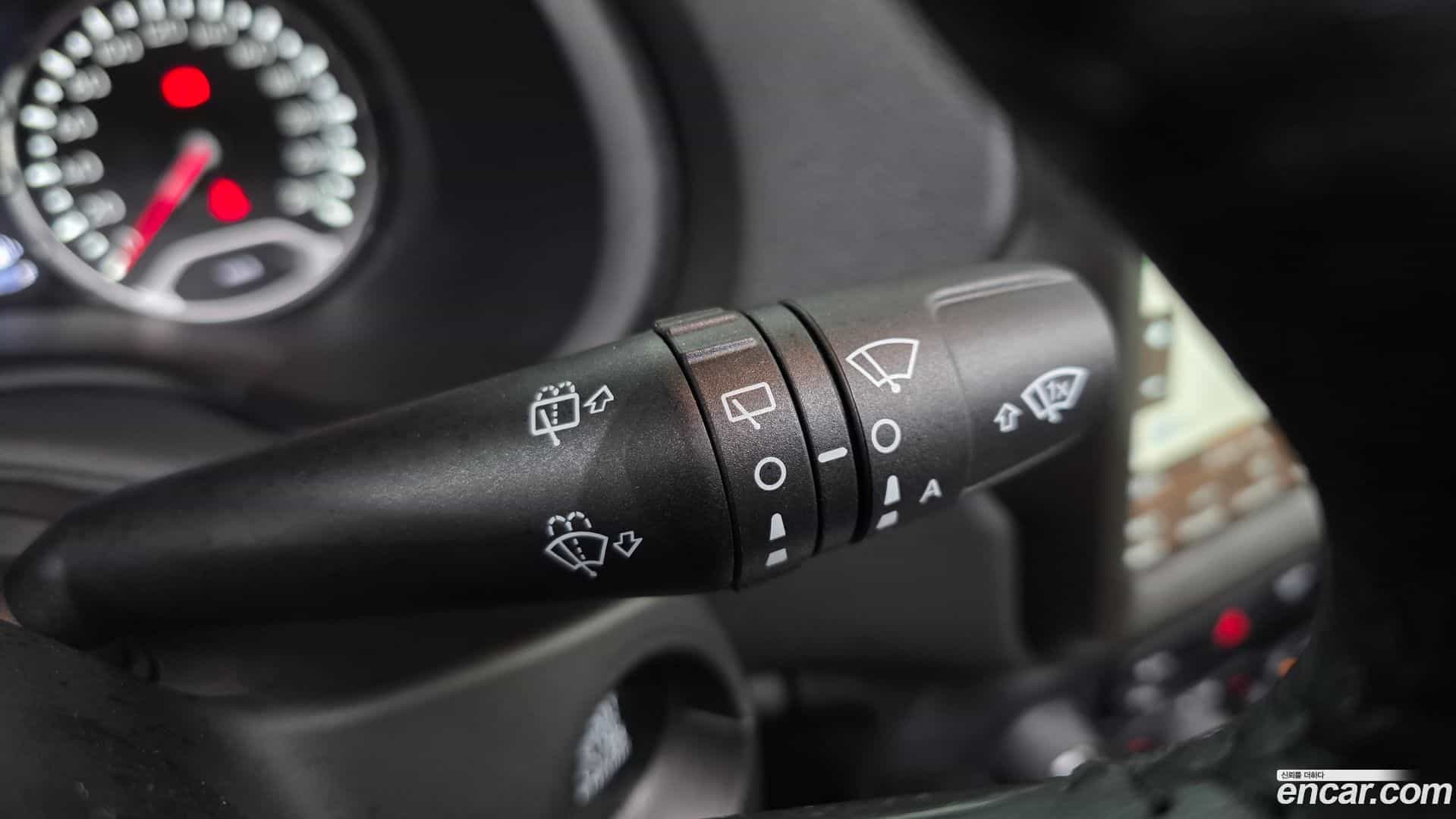 Renegade Jeep 2021.4-OPTION-043
