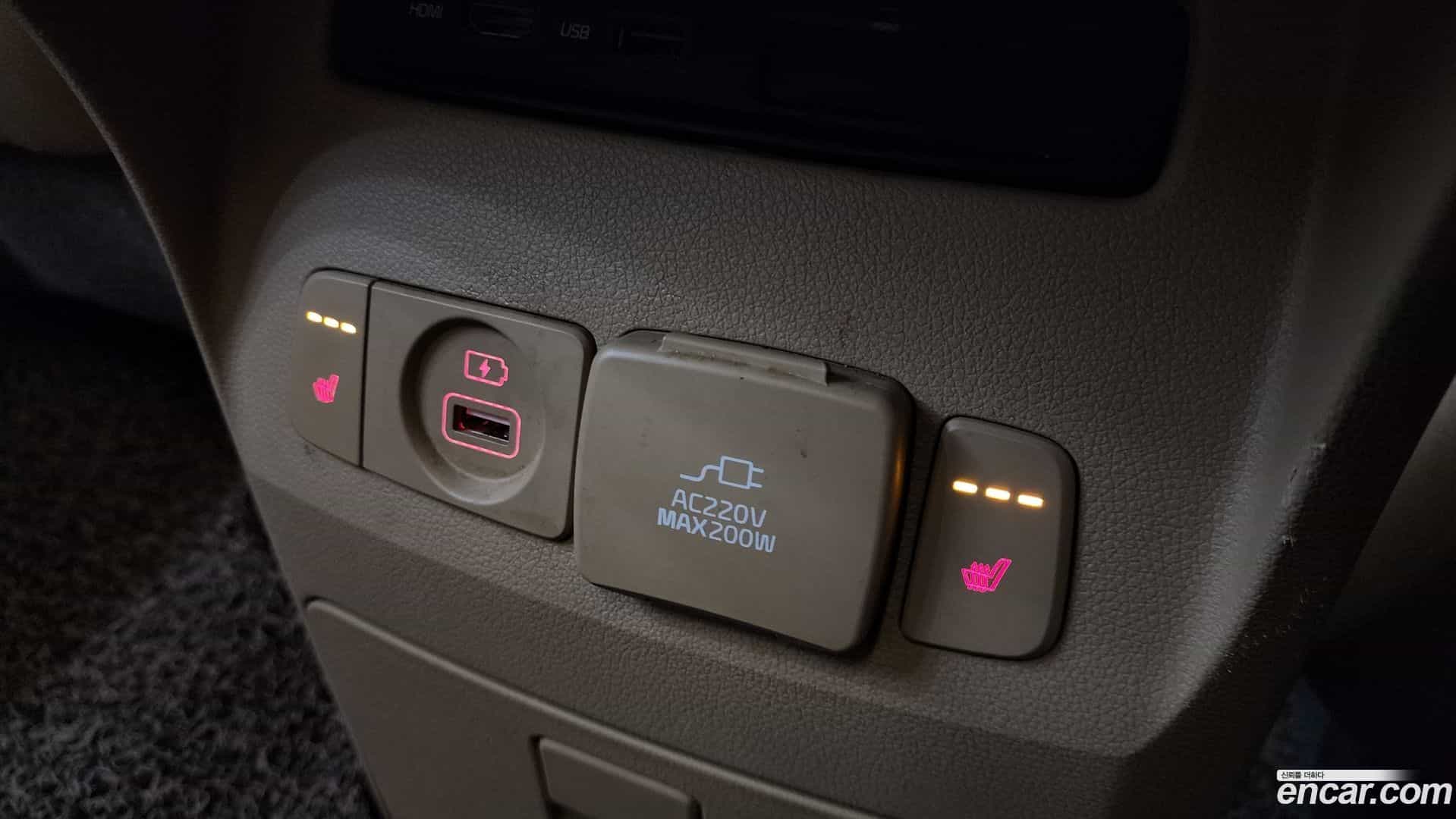 Canival Kia 2018.8-OPTION-020