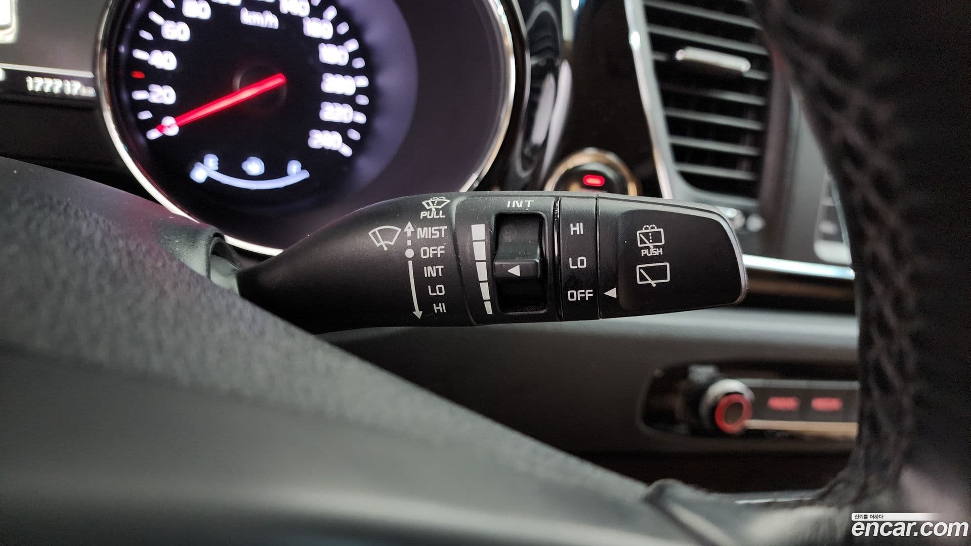 Main__Slider__Photo:Canival Kia 2018.8-35