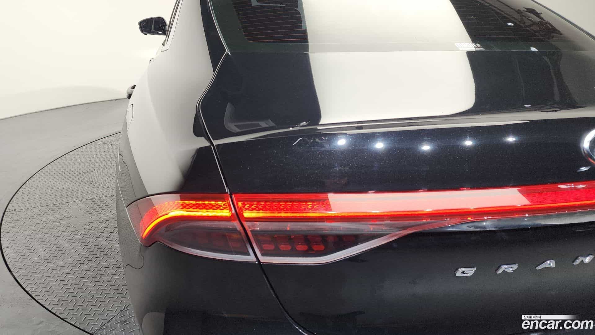 Grandeur Hyundai 2022.2-OUTER-033