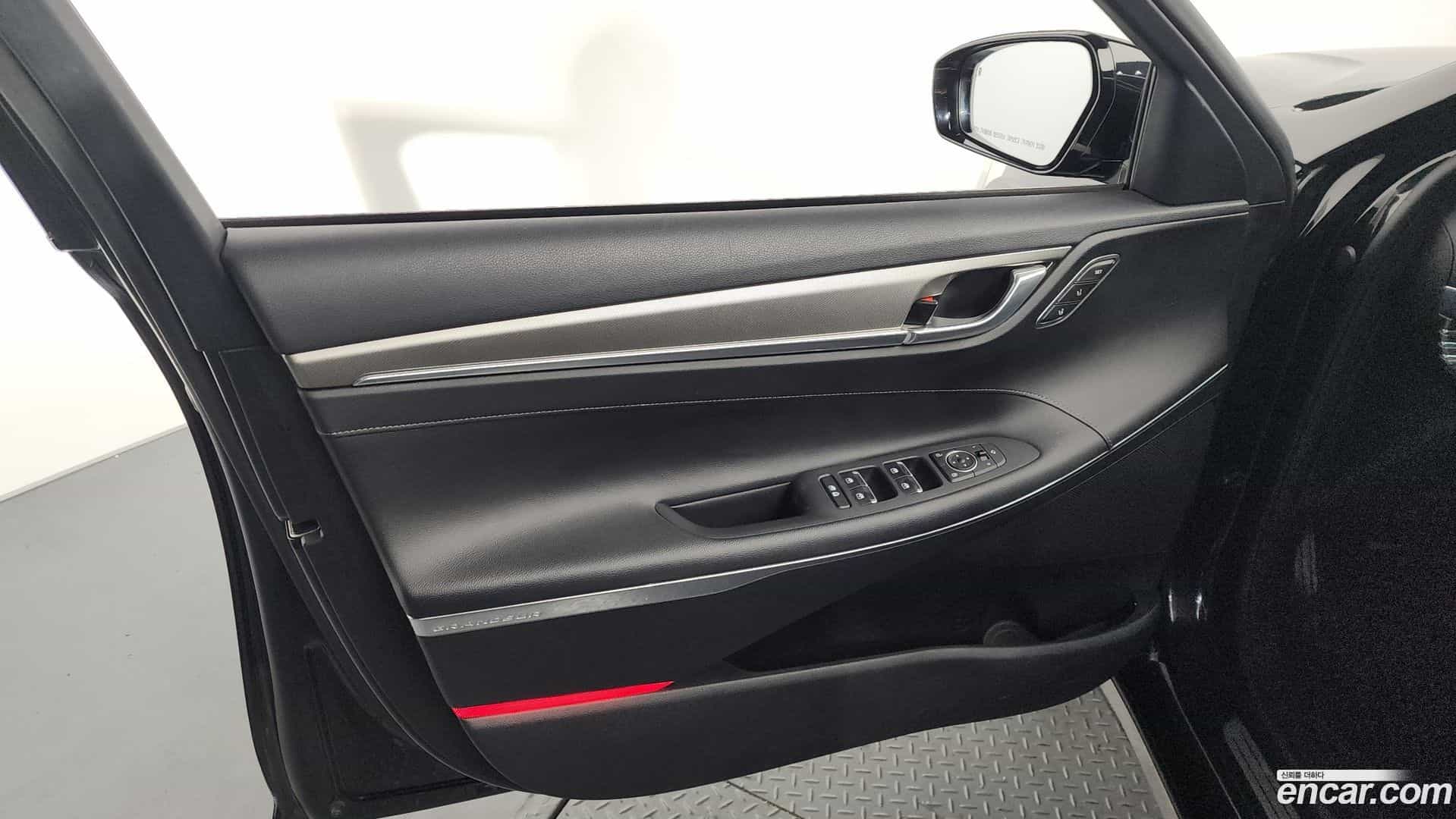 Grandeur Hyundai 2022.2-INNER-034