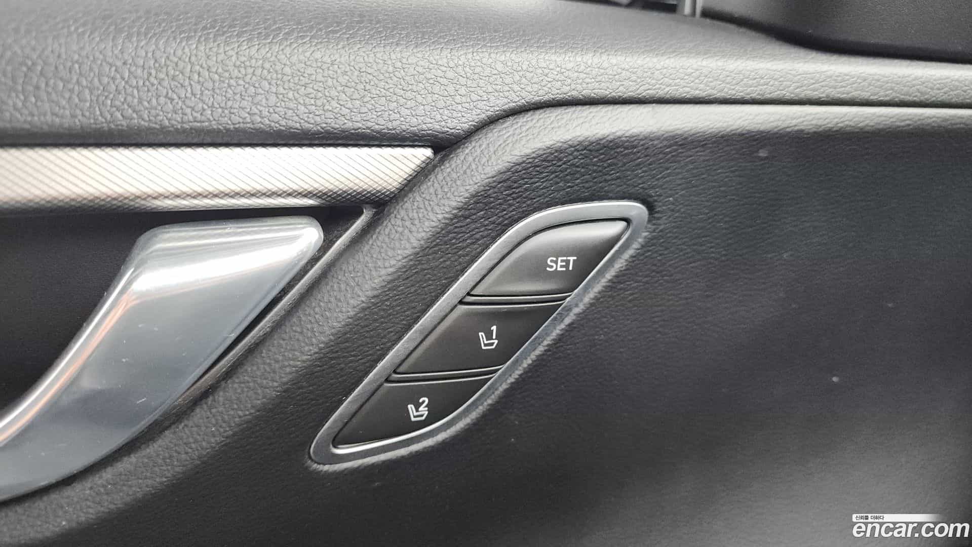Grandeur Hyundai 2022.2-OPTION-042