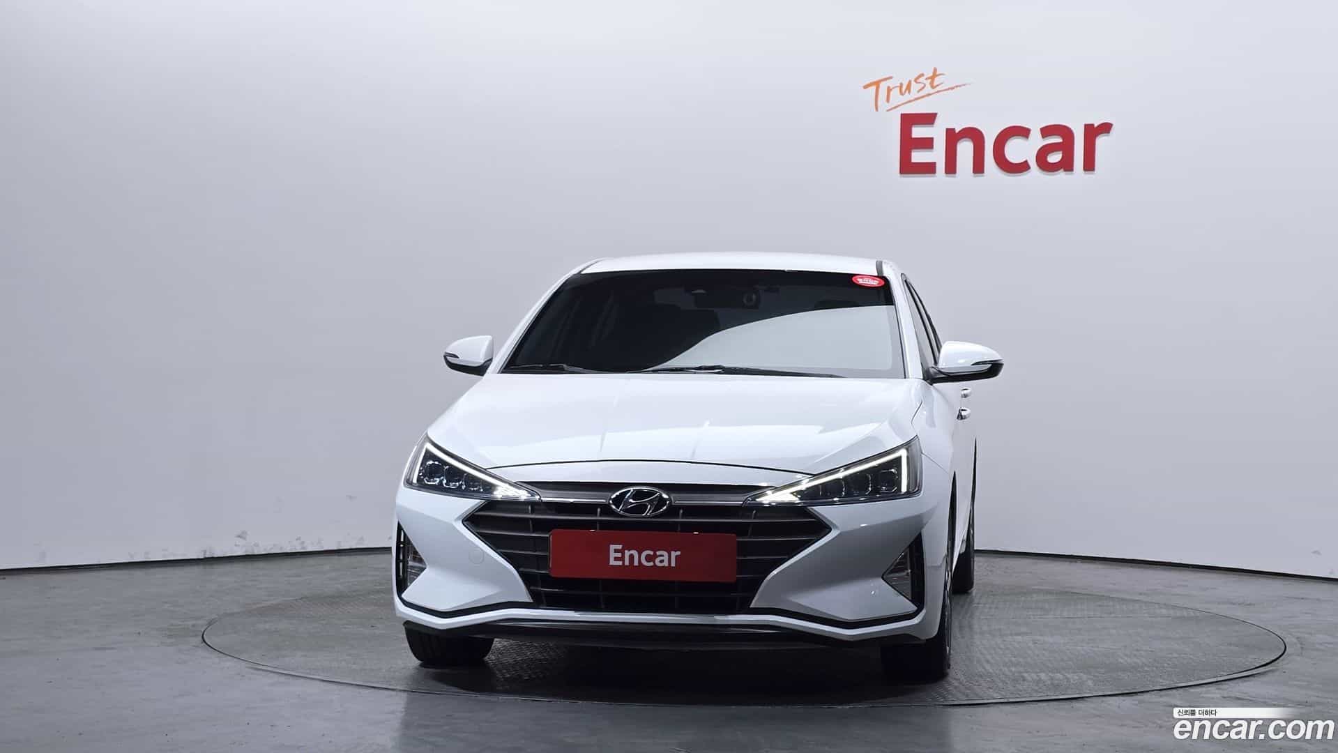 AVANTE Hyundai 2019.0-OUTER-003
