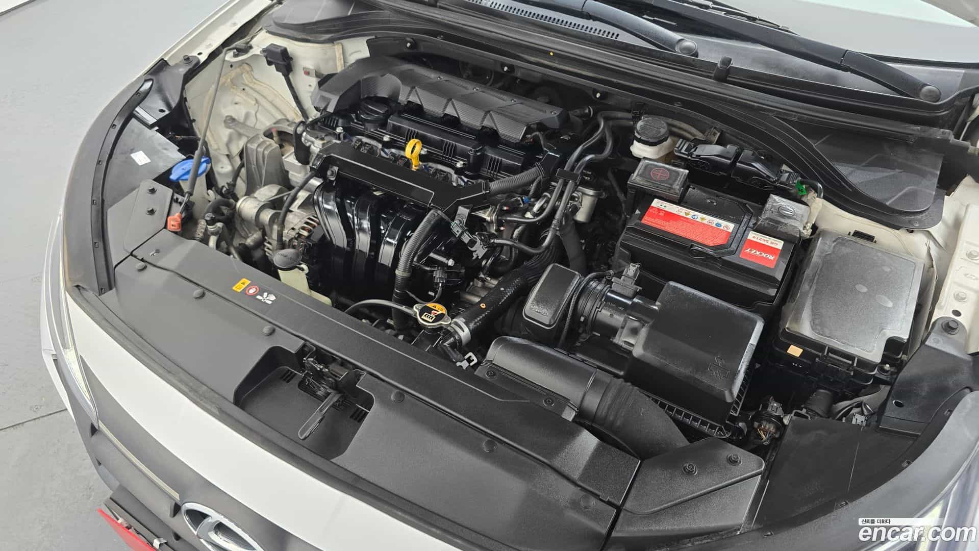 AVANTE Hyundai 2019.0-OUTER-006