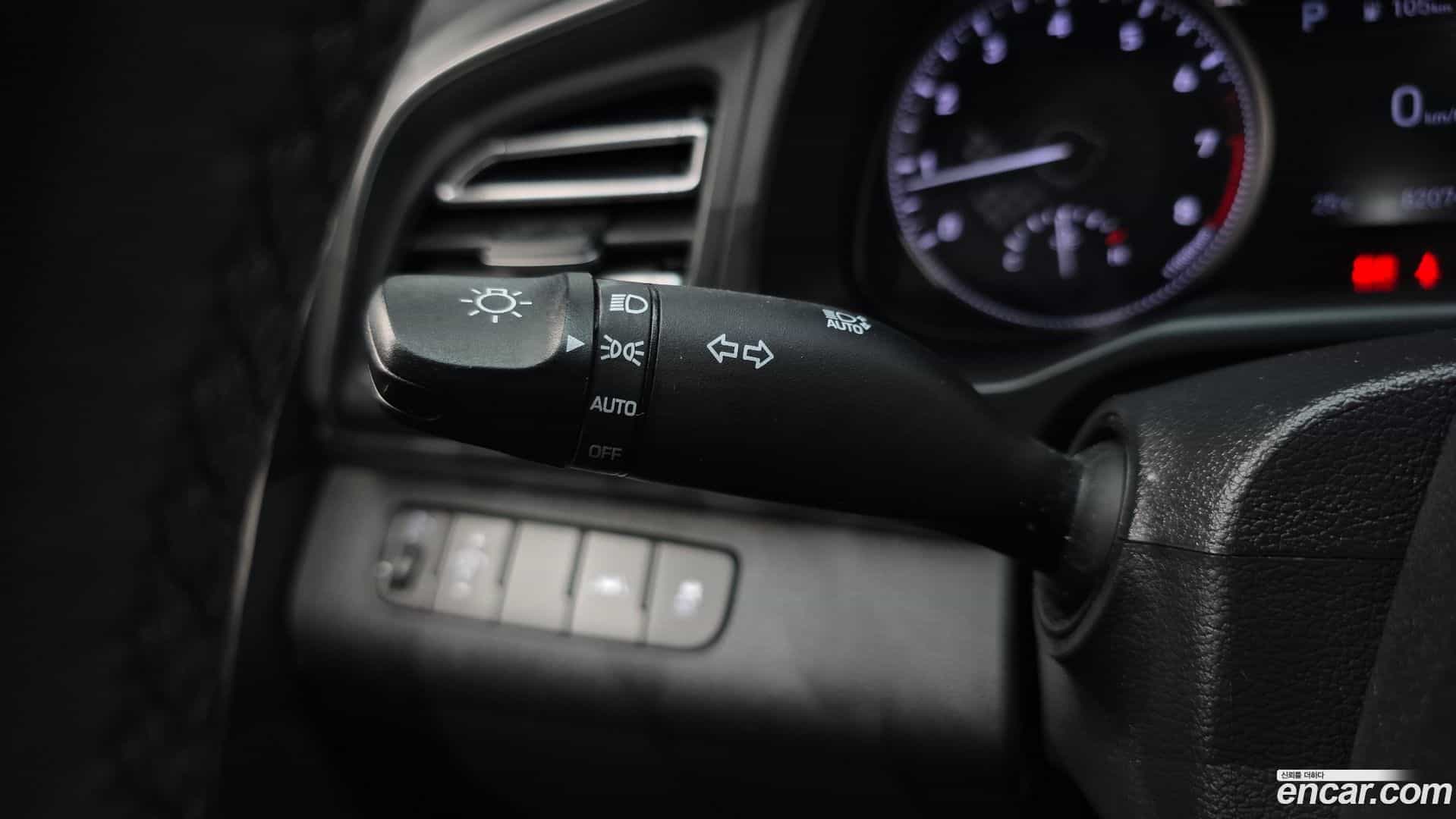 AVANTE Hyundai 2019.0-OPTION-022