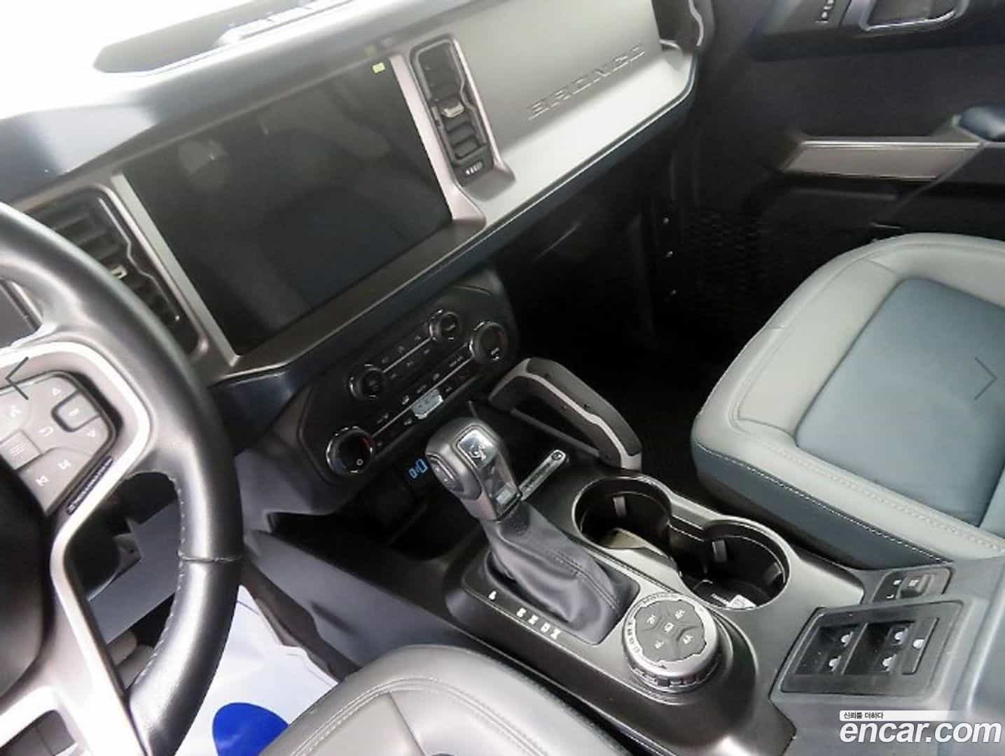 Bronco Ford 2023.11-OPTION-015