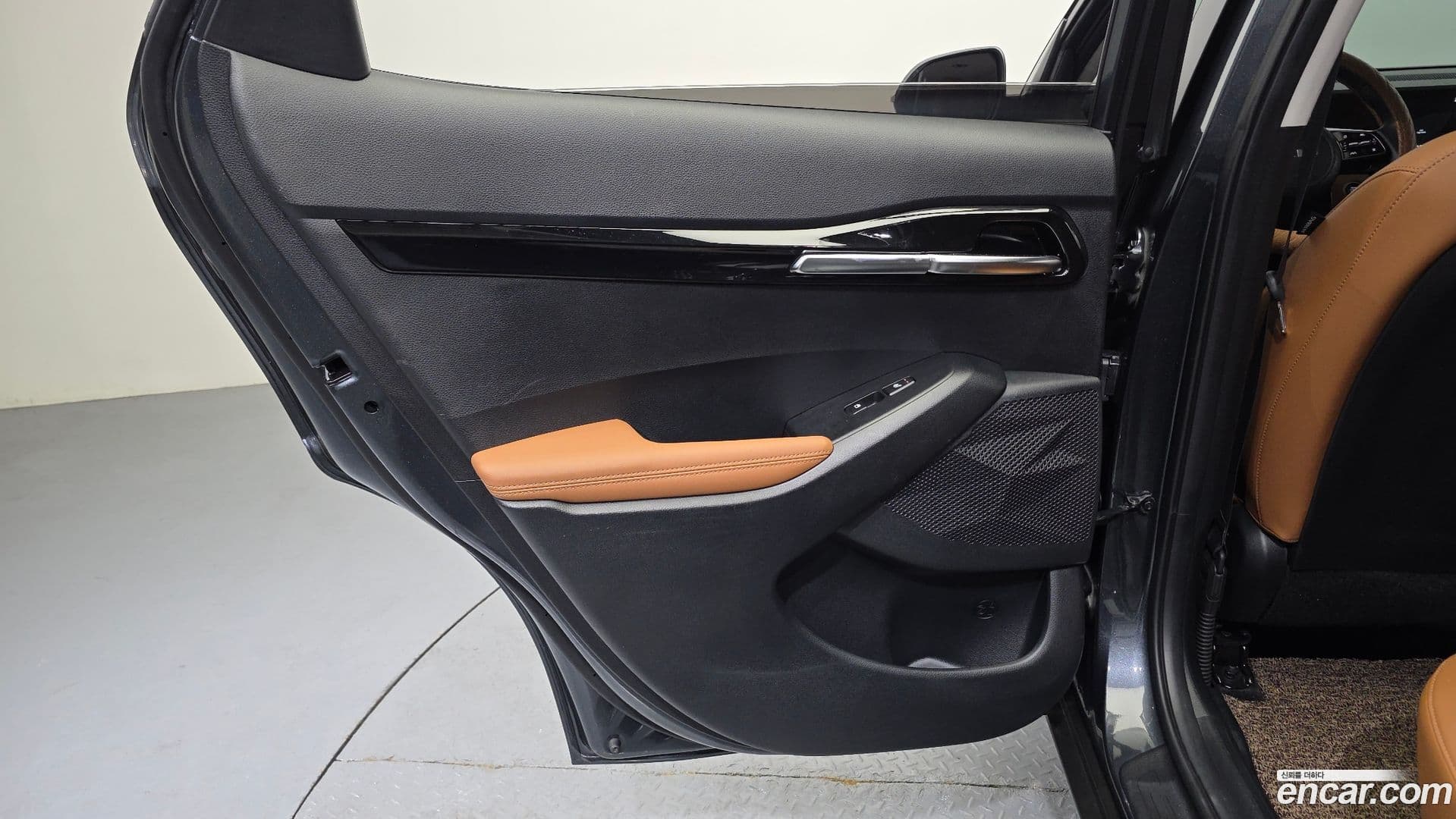 Main__Slider__Photo:Seltos Kia 2023.3-24