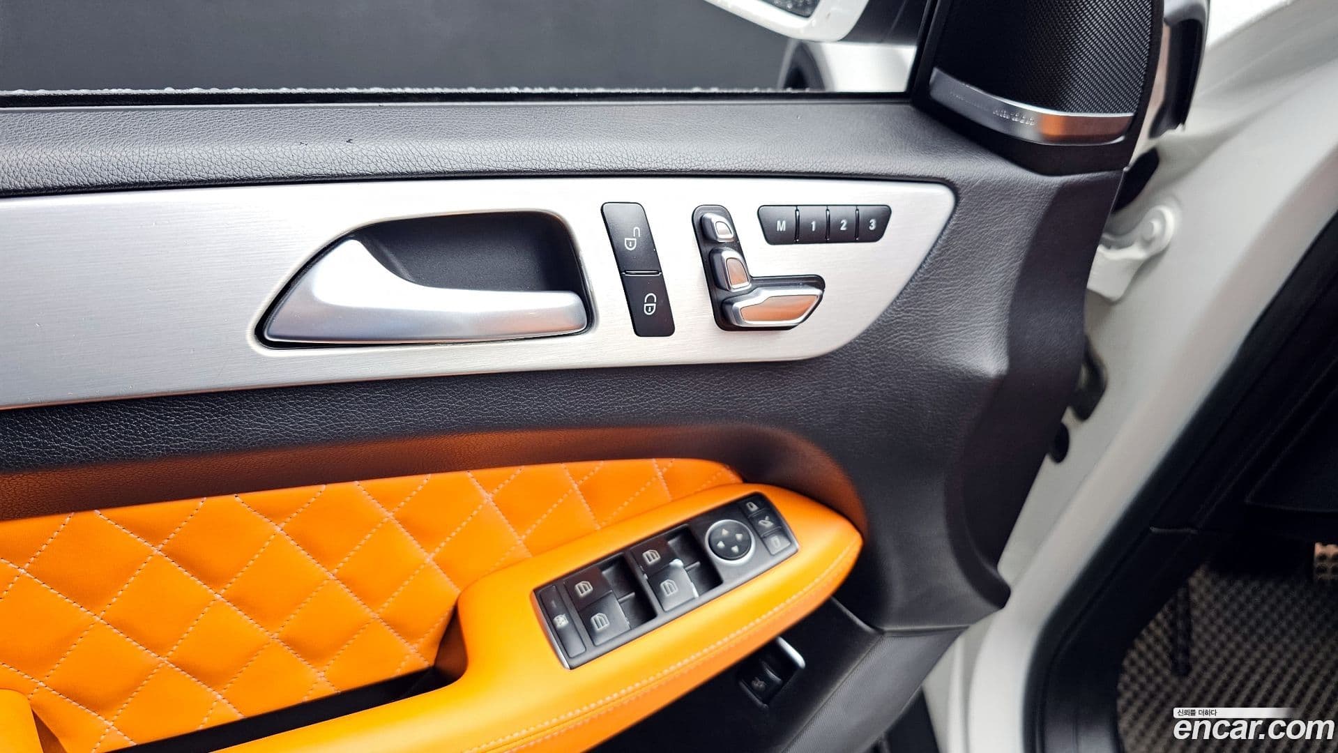 Main__Slider__Photo:GLE-Class Mercedes-Benz 2018.8-15