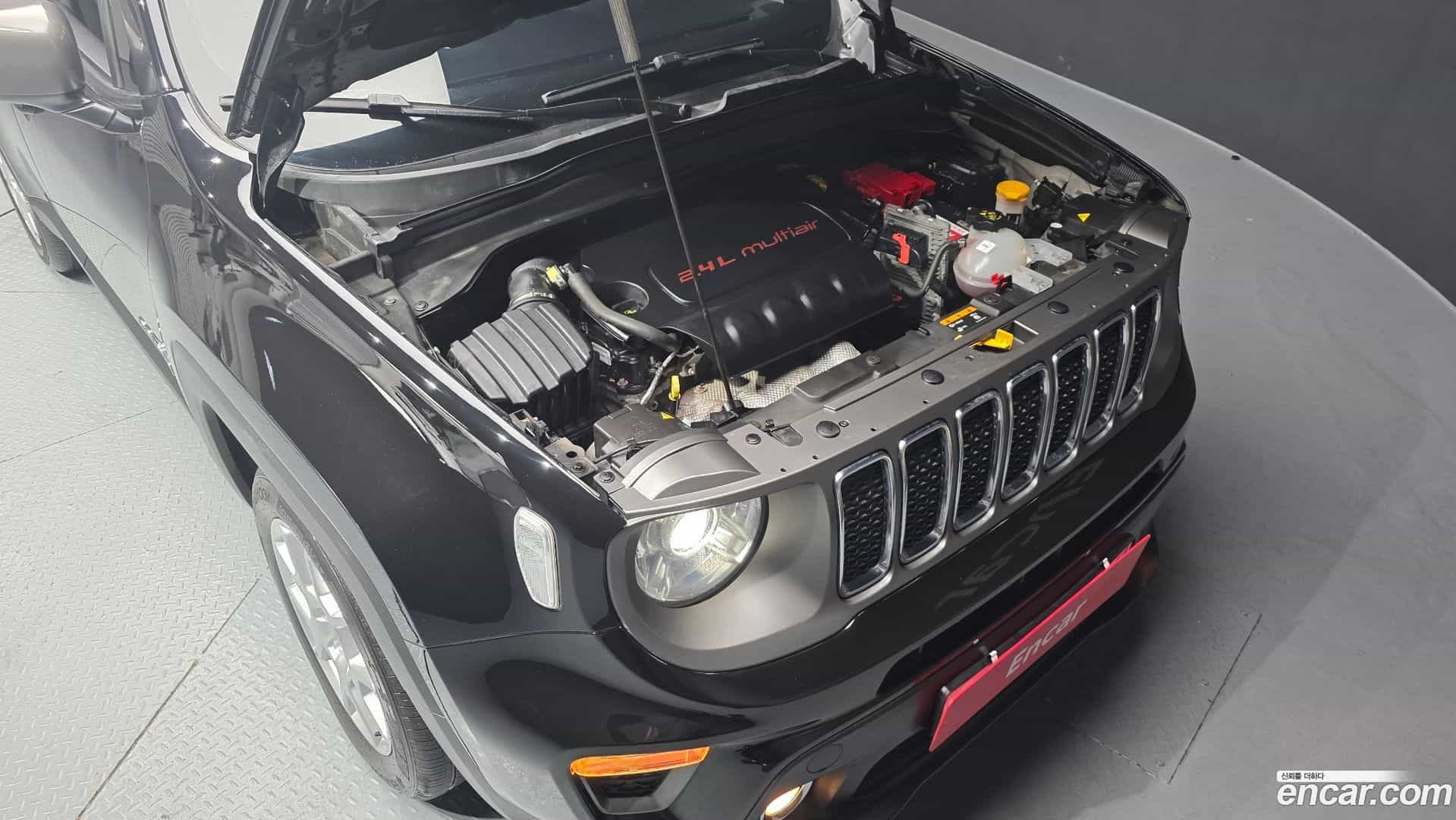 Renegade Jeep 2019.10-OUTER-006