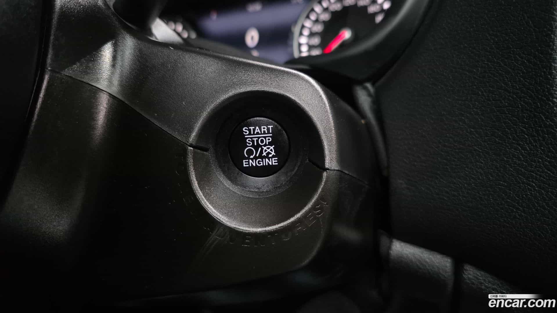 Renegade Jeep 2019.10-OPTION-040