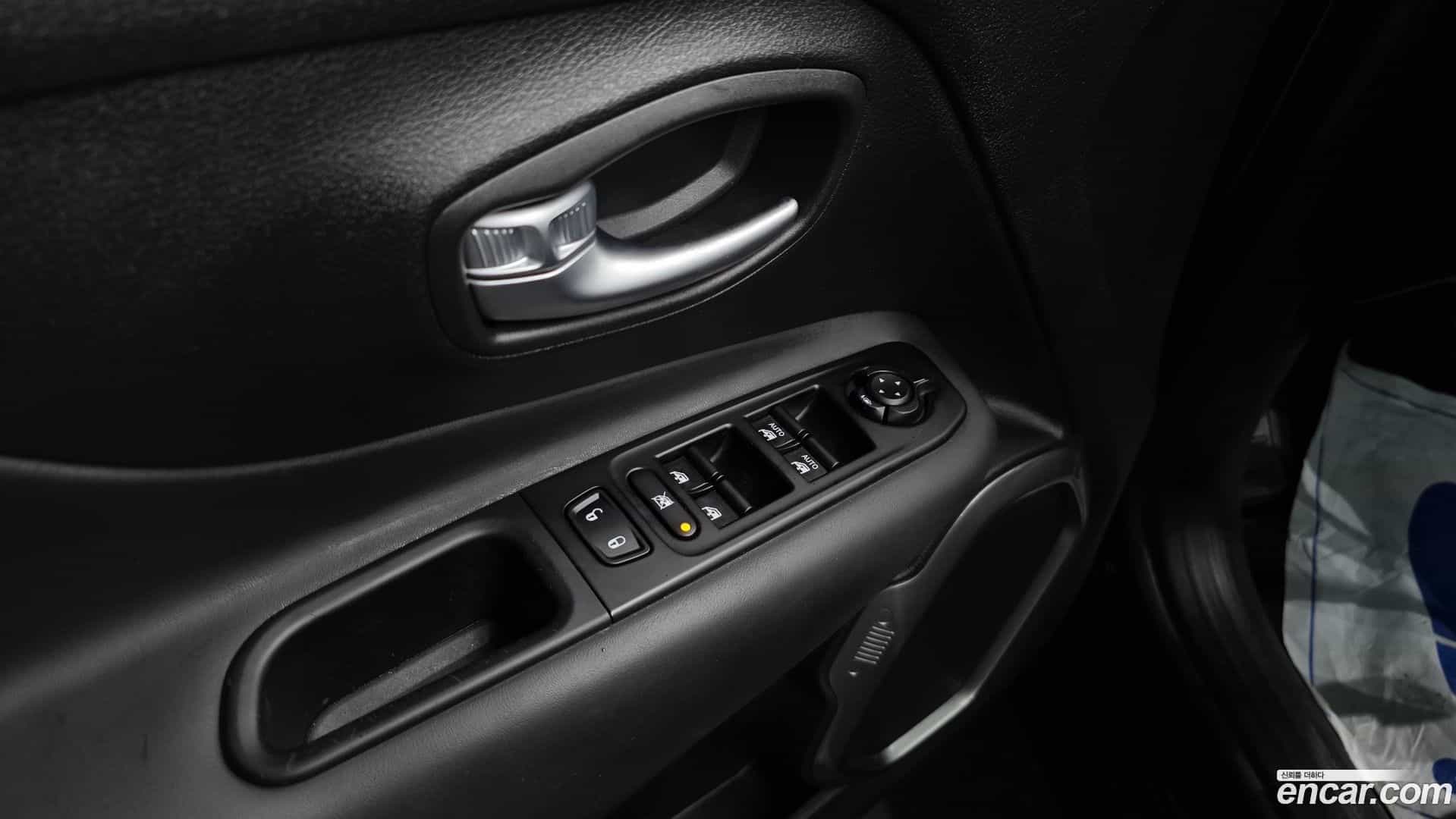 Renegade Jeep 2019.10-OPTION-047