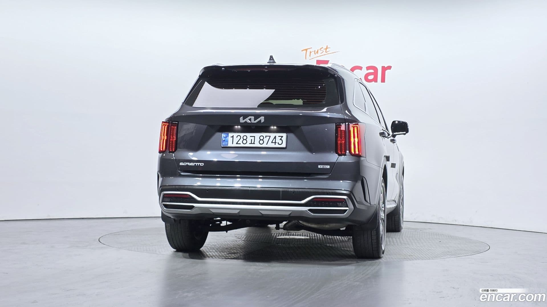 Main__Slider__Photo:Sorento Kia 2022.7-3