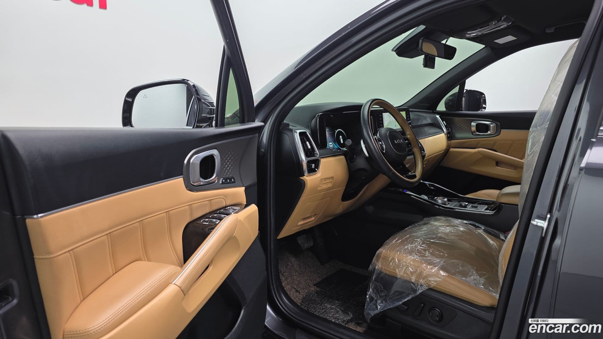 Main__Slider__Photo:Sorento Kia 2022.7-9