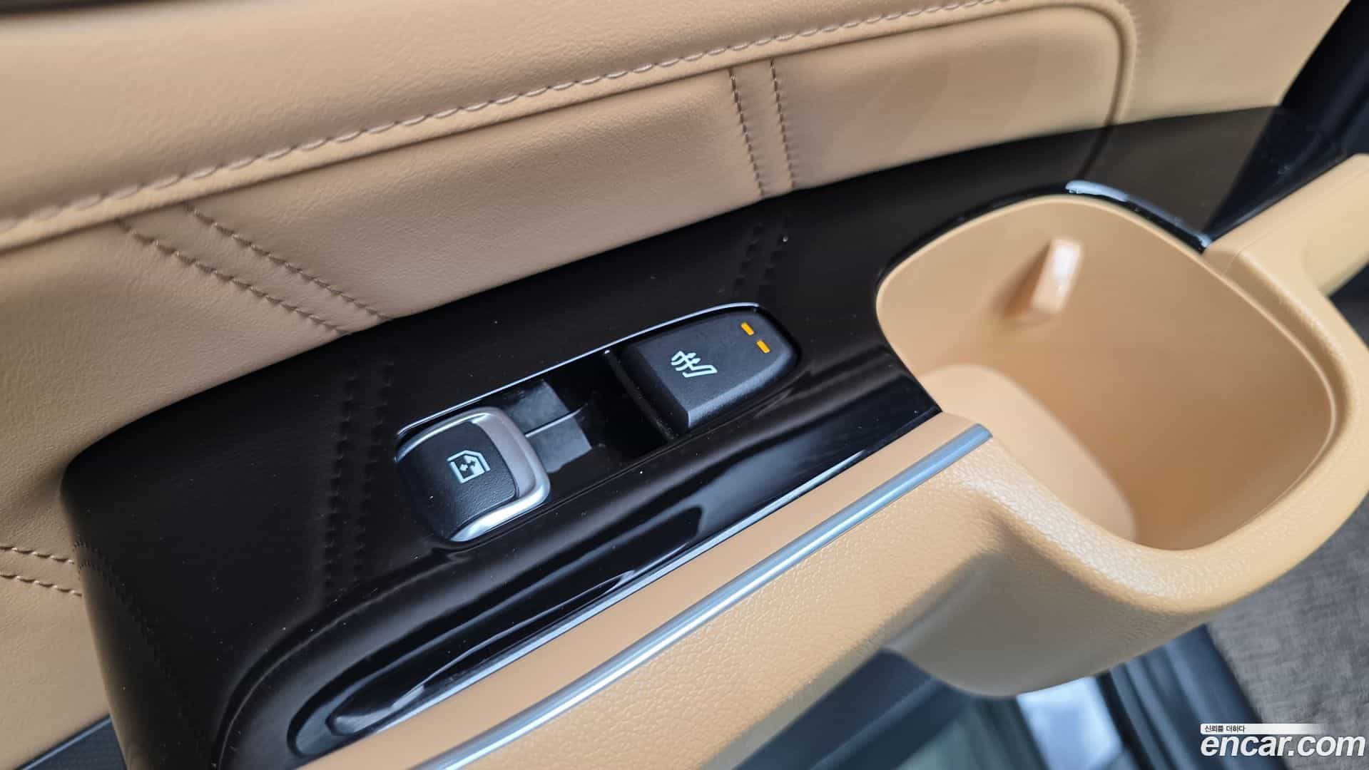 Sorento Kia 2022.7-OPTION-023