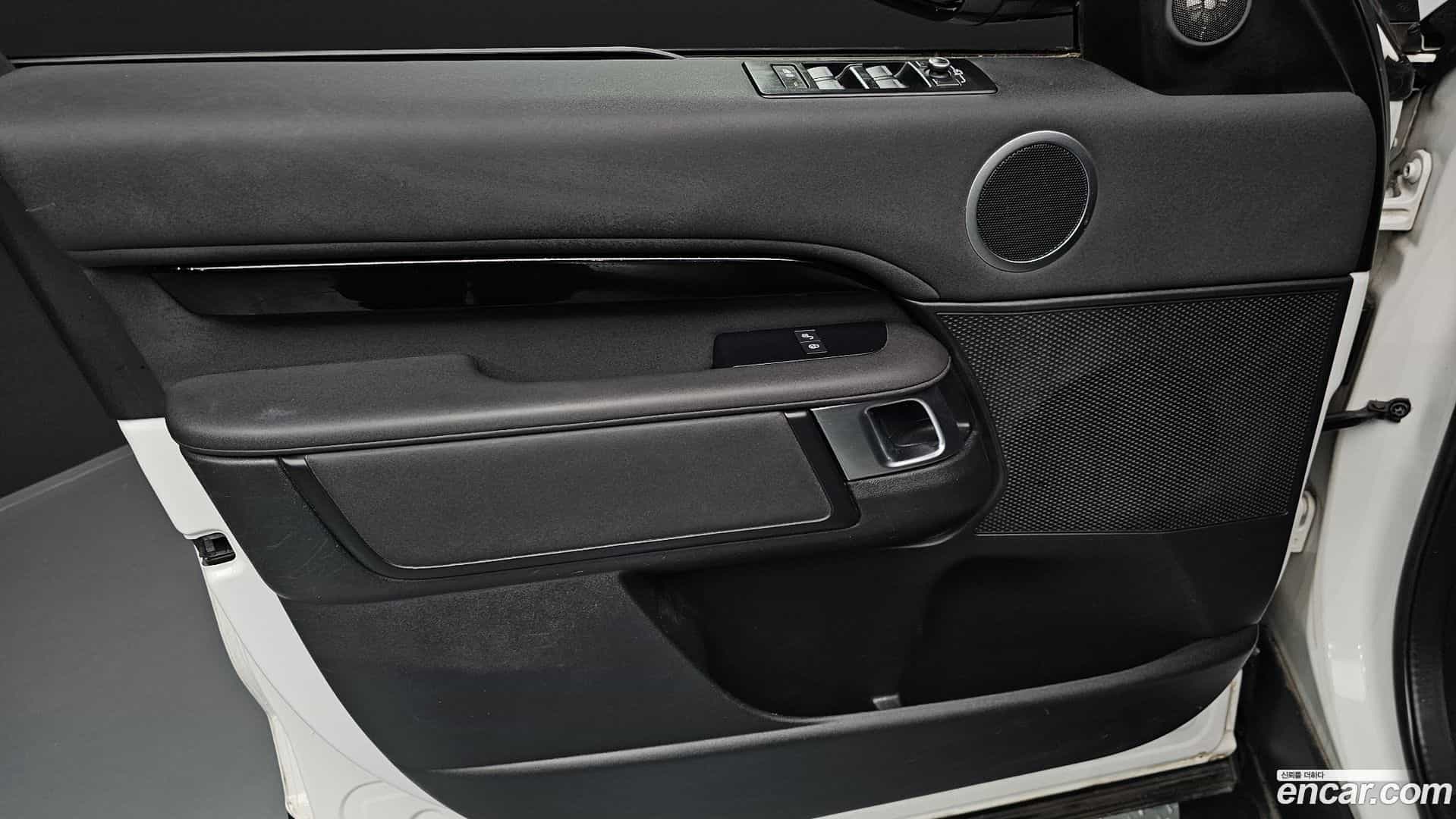 Discovery Land Rover 2019.9-INNER-034