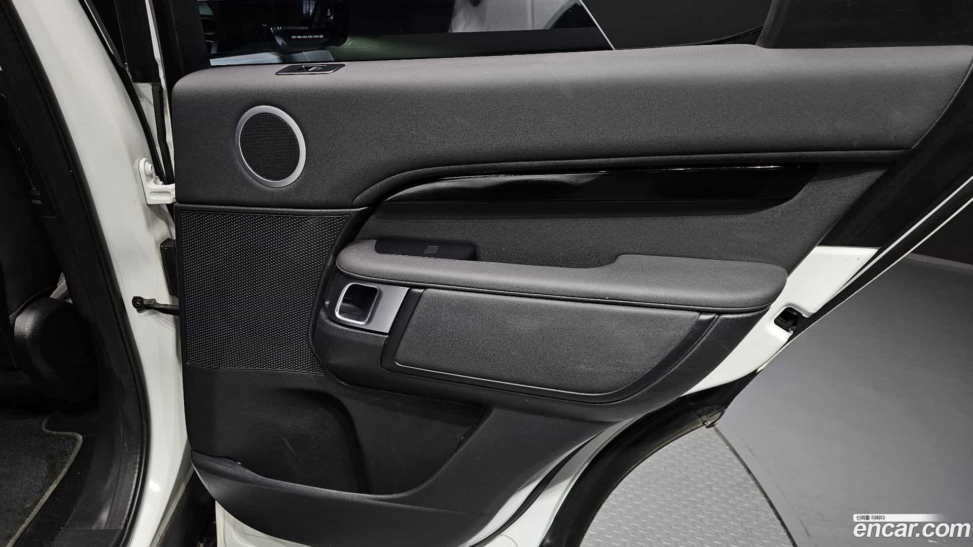 Discovery Land Rover 2019.9-INNER-035
