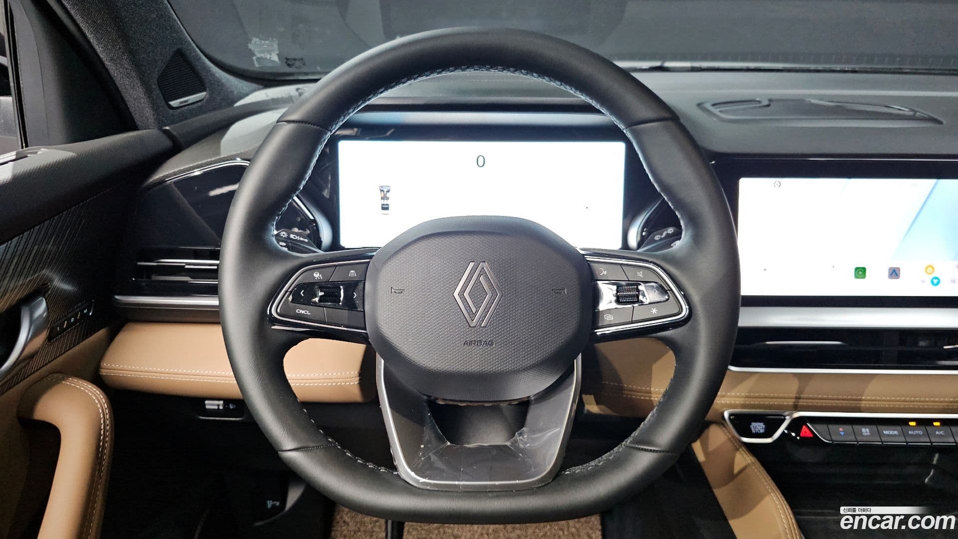 Main__Slider__Photo:Grand Koleos Renault Korea 2025.6-12