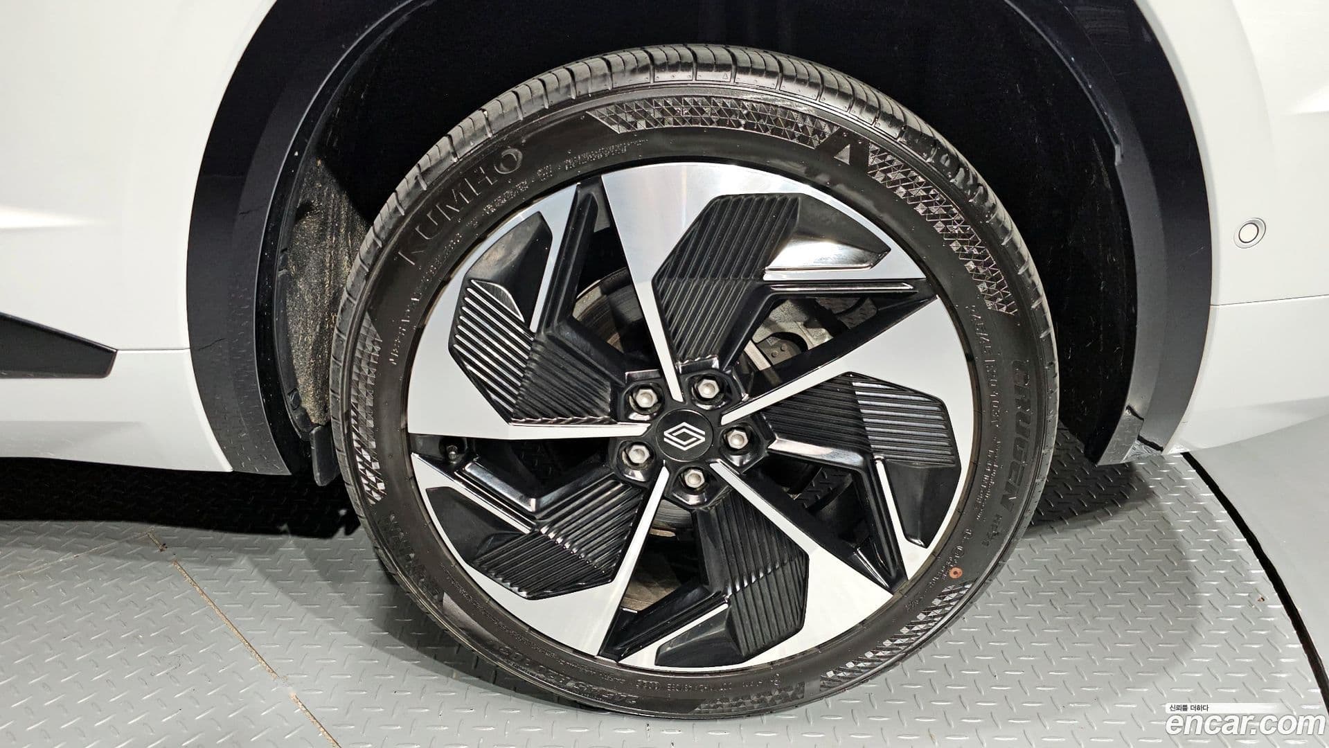 Main__Slider__Photo:Grand Koleos Renault Korea 2025.6-20