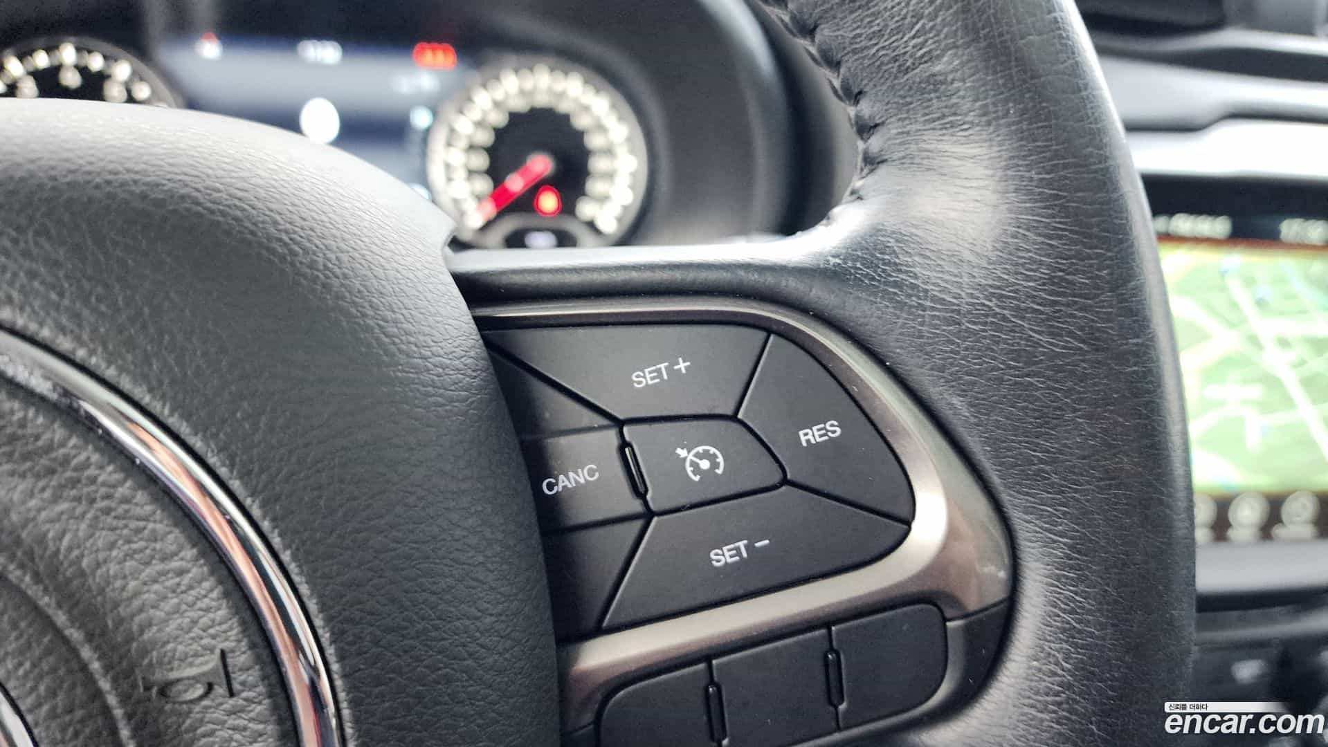 Renegade Jeep 2019.5-OPTION-020
