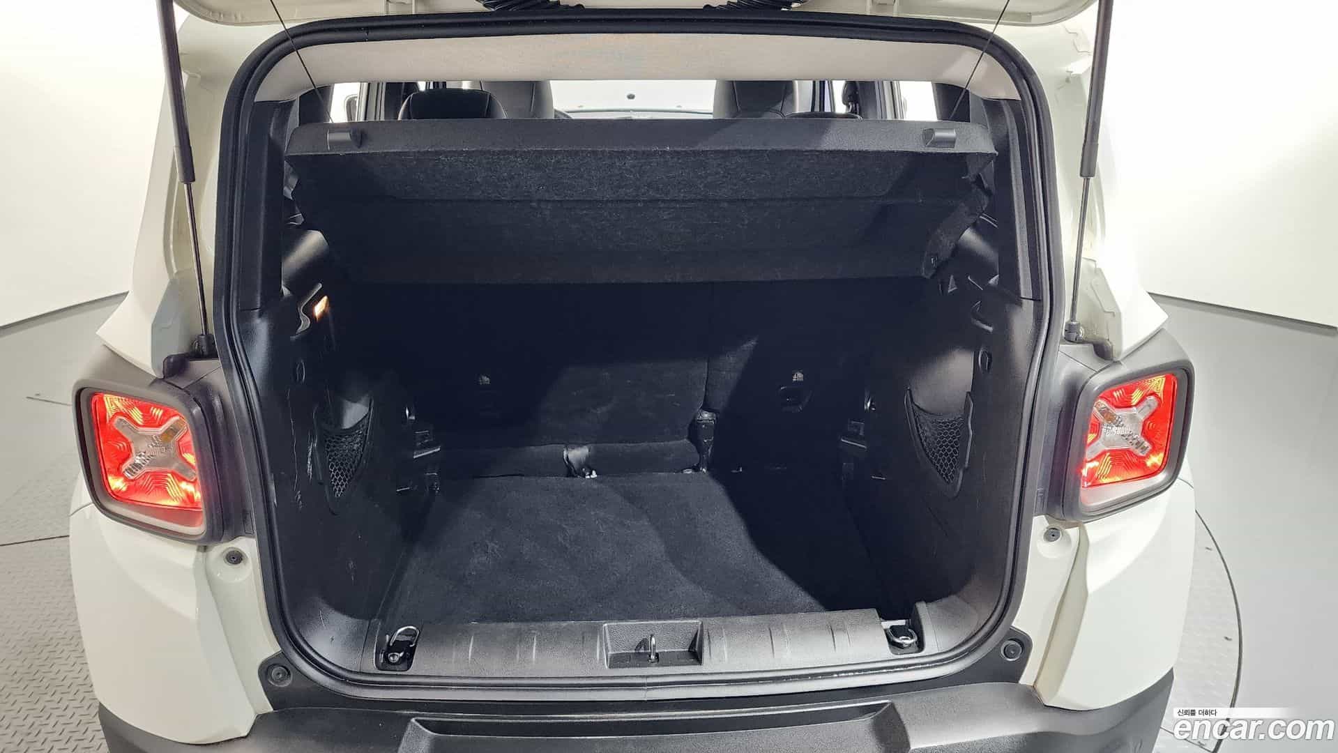 Renegade Jeep 2019.5-OPTION-023