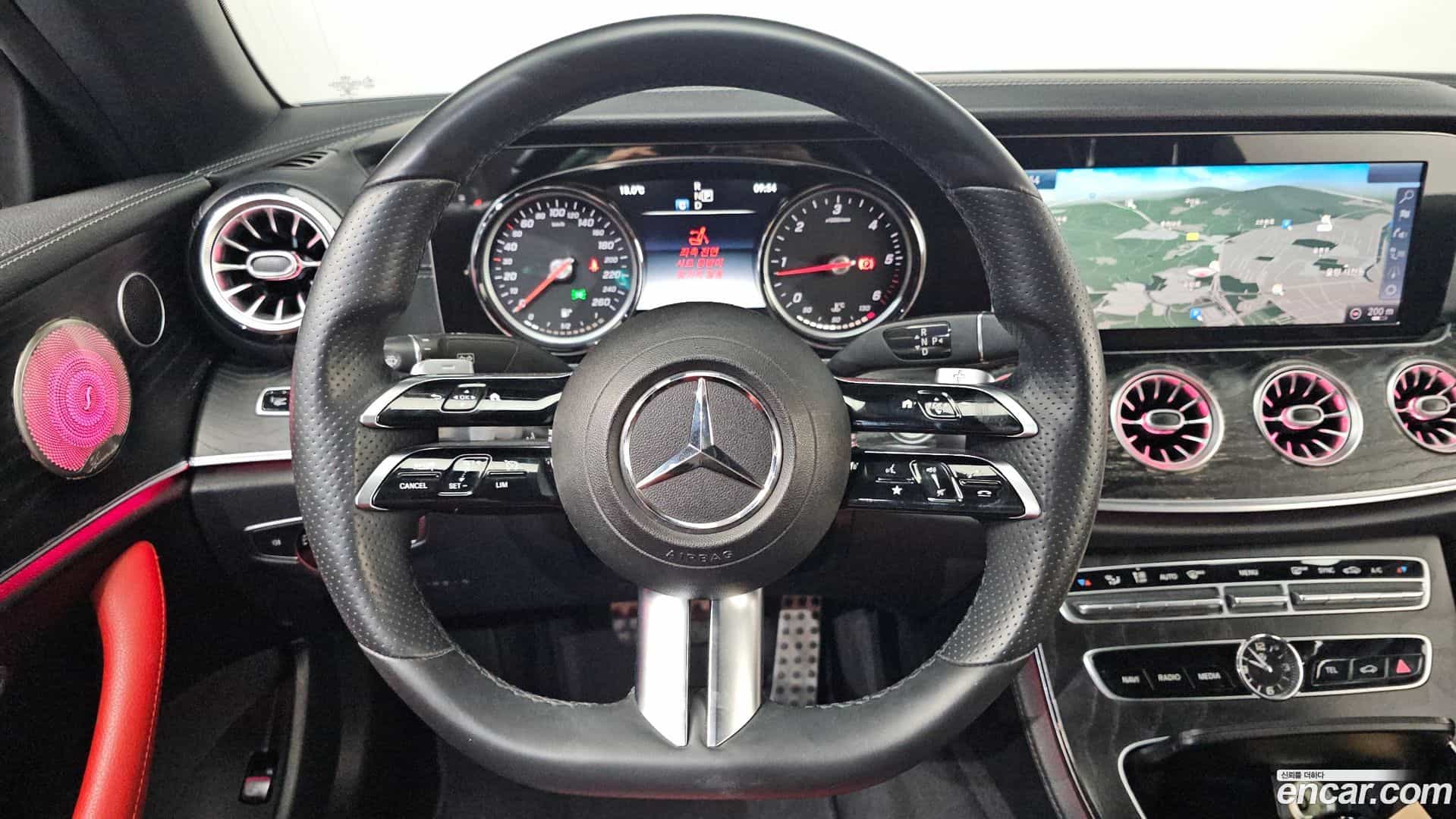 E-Class Mercedes-Benz 2018.11-OPTION-018