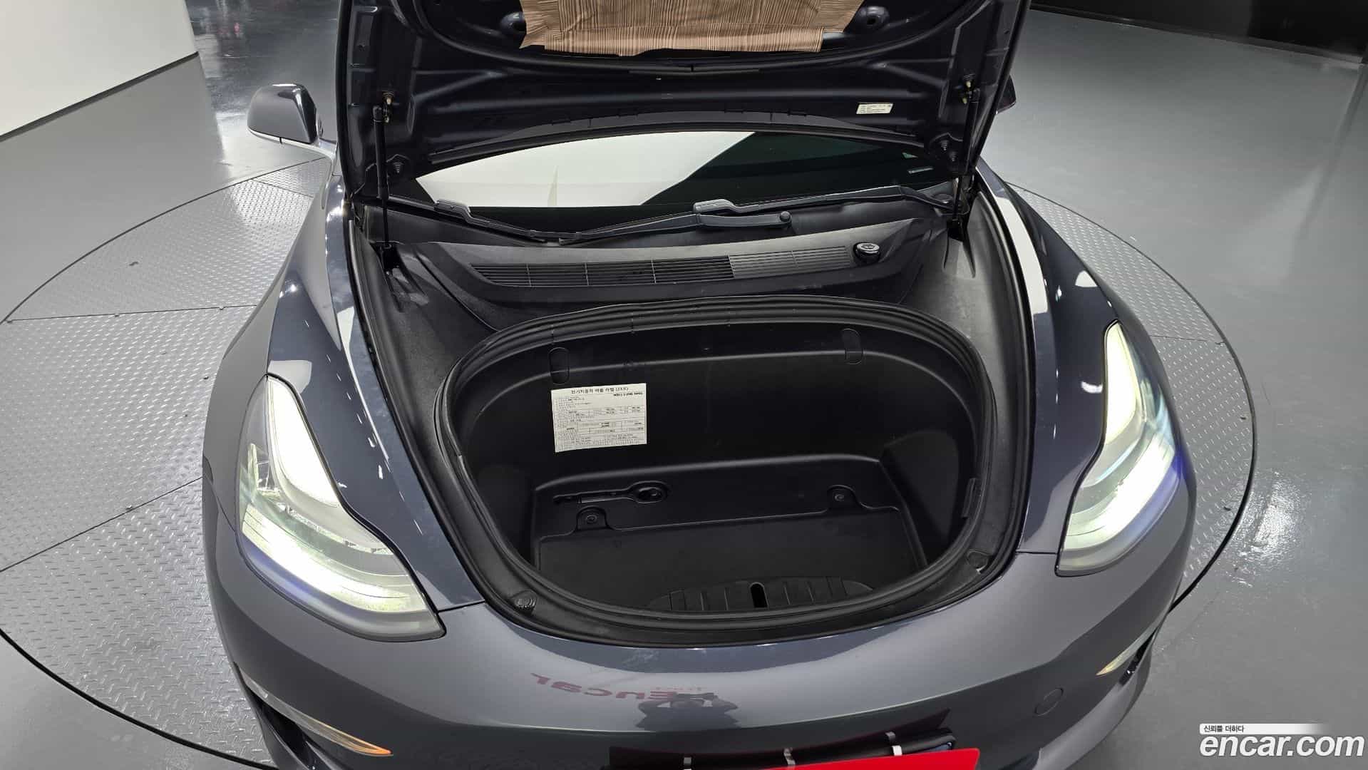 Model 3 Tesla 2020.2-OUTER-006