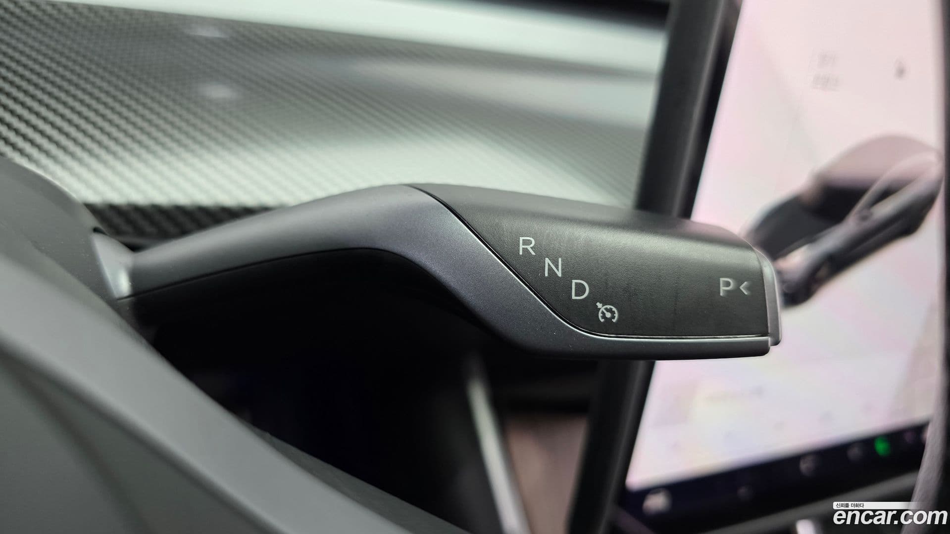 Main__Slider__Photo:Model 3 Tesla 2020.2-8