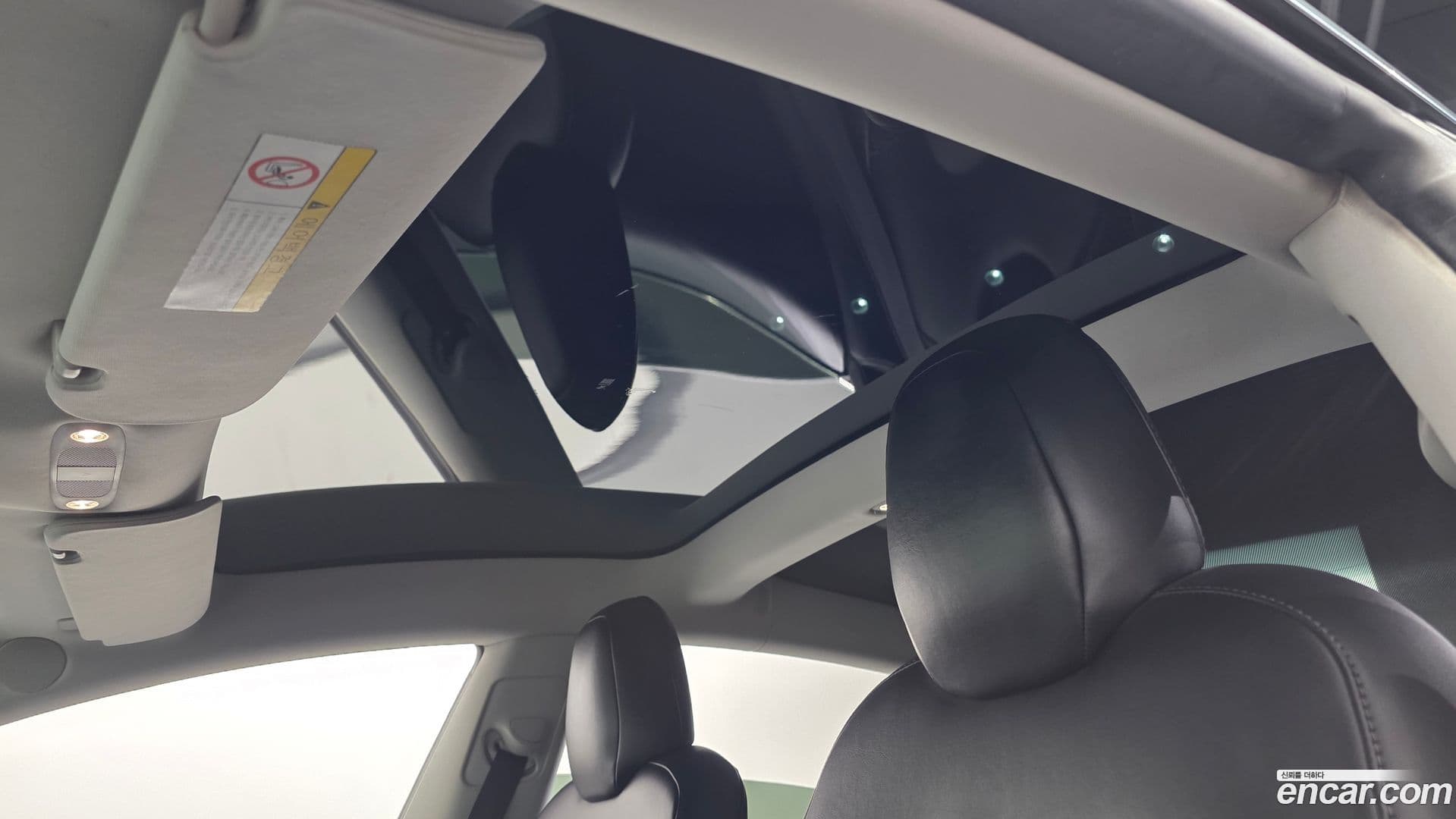 Main__Slider__Photo:Model 3 Tesla 2020.2-18
