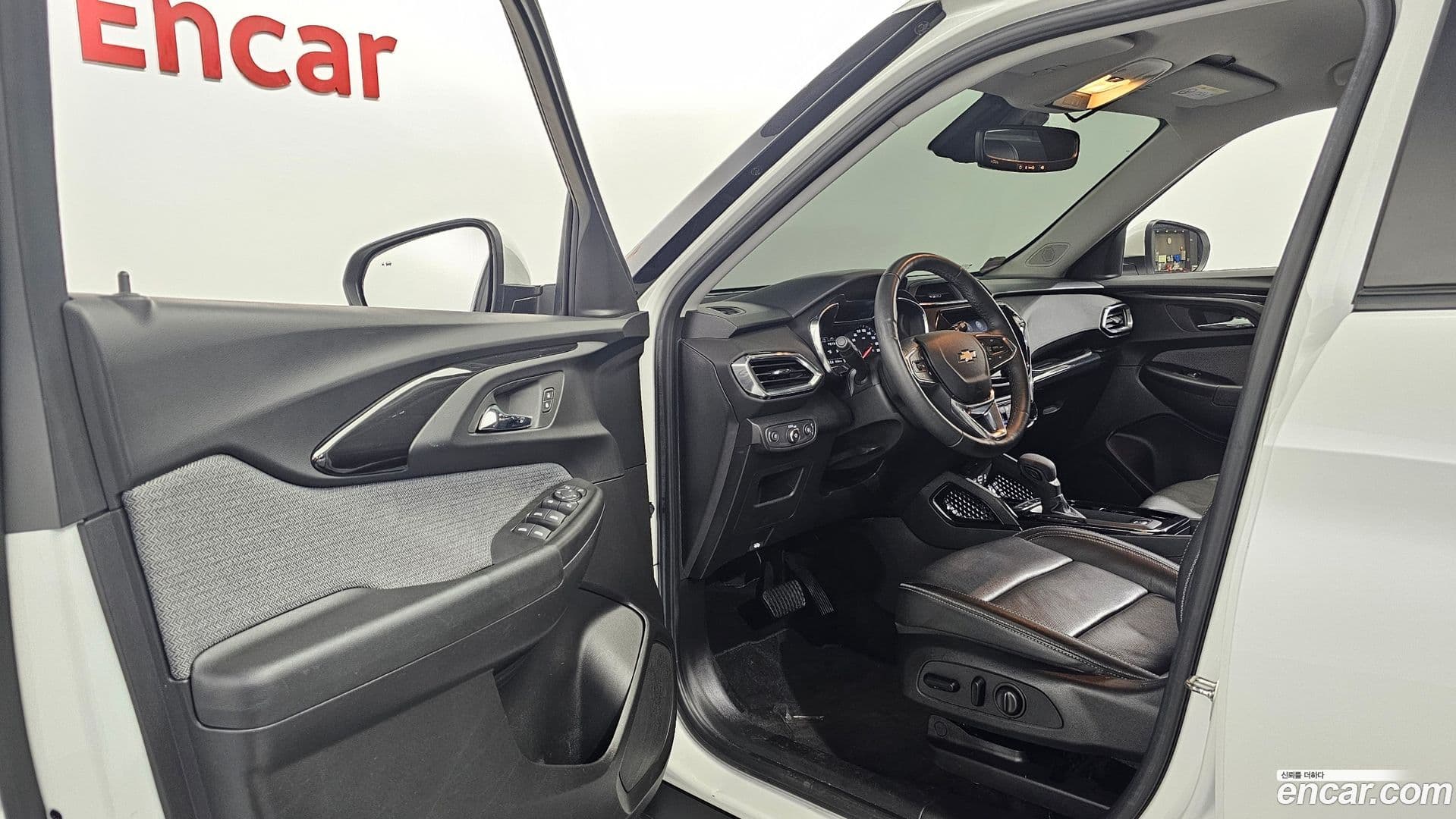 Main__Slider__Photo:Trailblazer Chevrolet 2021.3-9