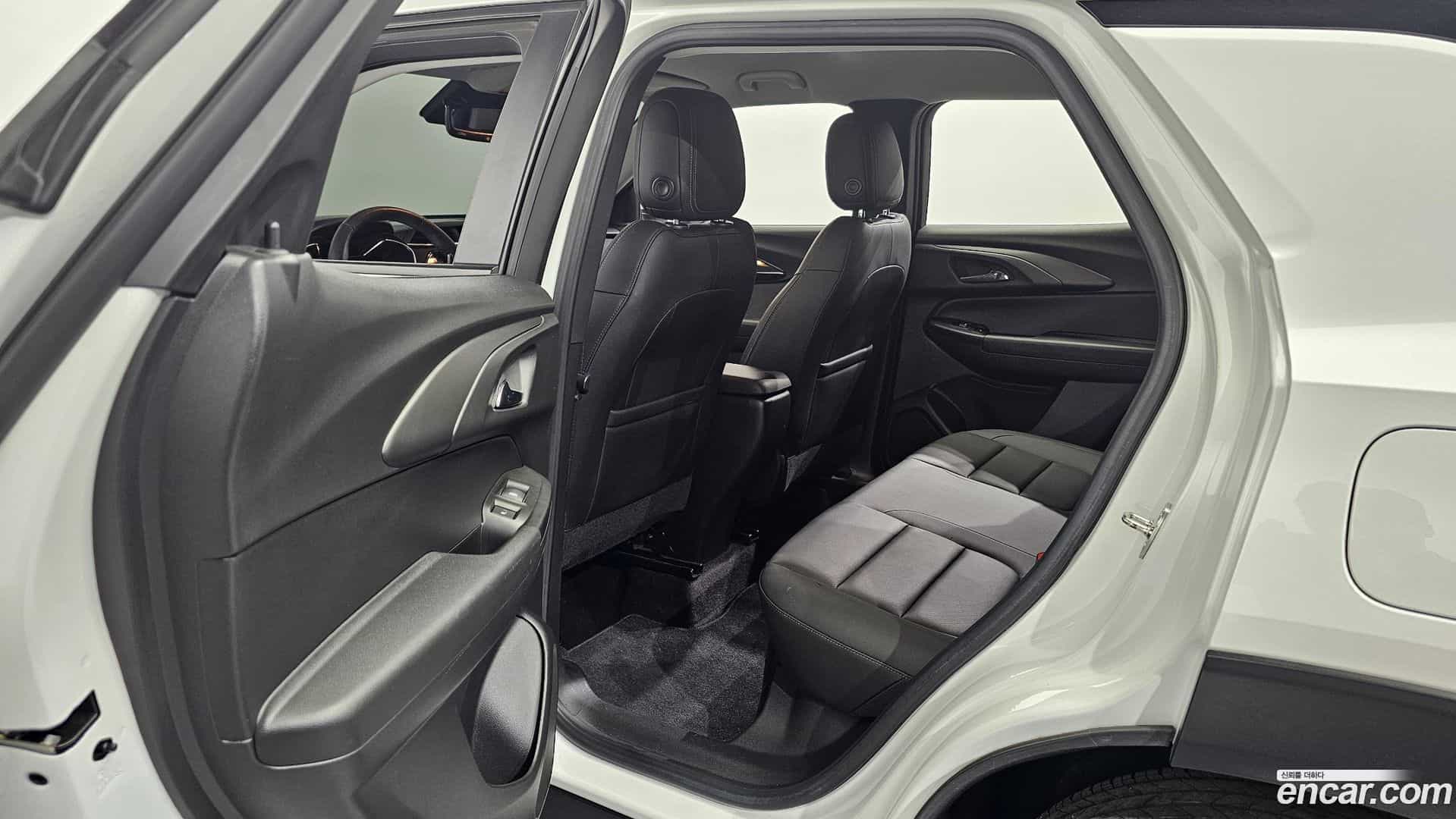 Trailblazer Chevrolet 2021.3-OPTION-015