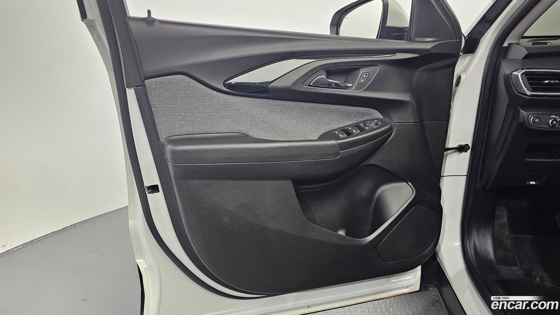 Main__Slider__Photo:Trailblazer Chevrolet 2021.3-23