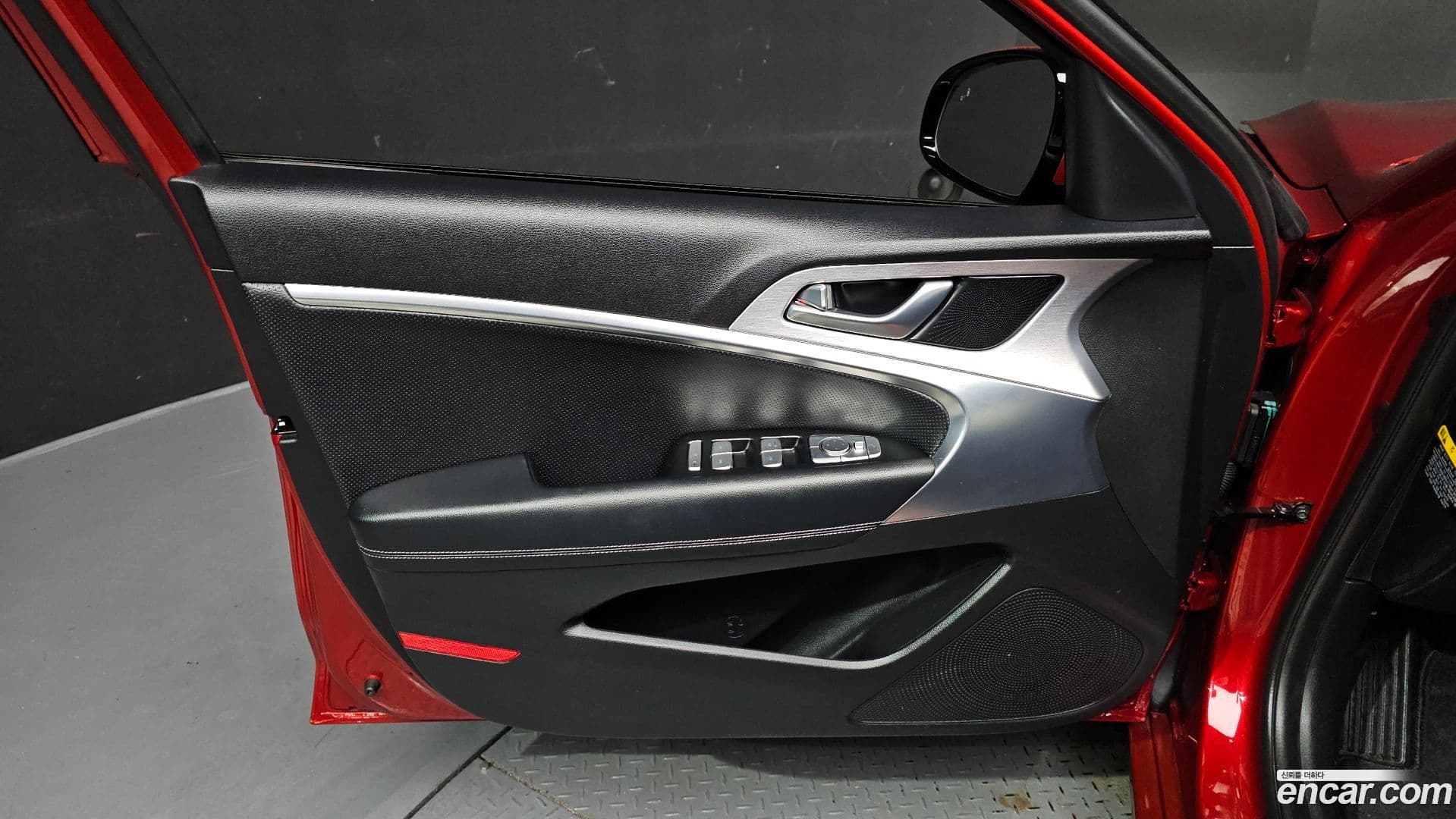 Main__Slider__Photo:G70 Genesis 2019.5-23