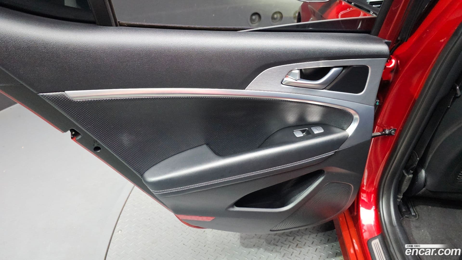 Main__Slider__Photo:G70 Genesis 2019.5-24