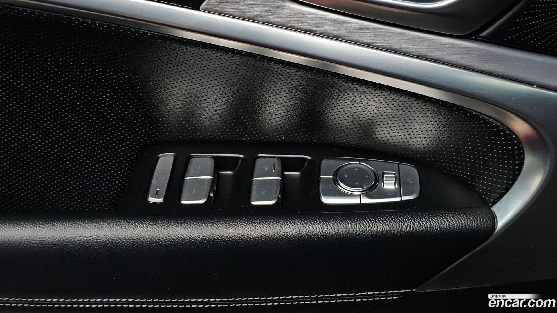 Main__Slider__Photo:G70 Genesis 2019.5-33