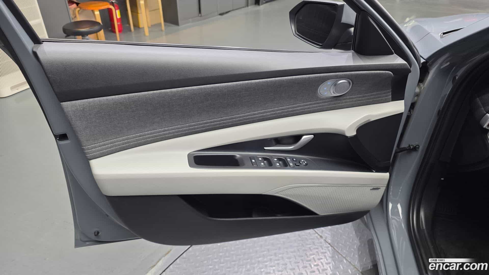 AVANTE Hyundai 2021.3-INNER-034