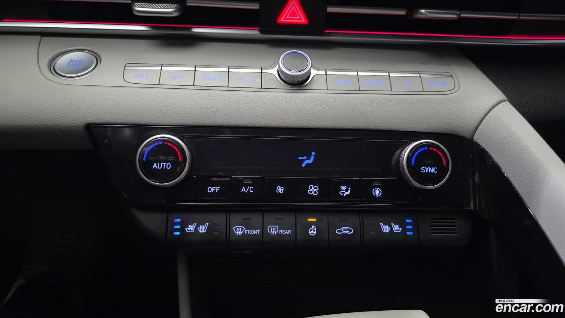 AVANTE Hyundai 2021.3-OPTION-044