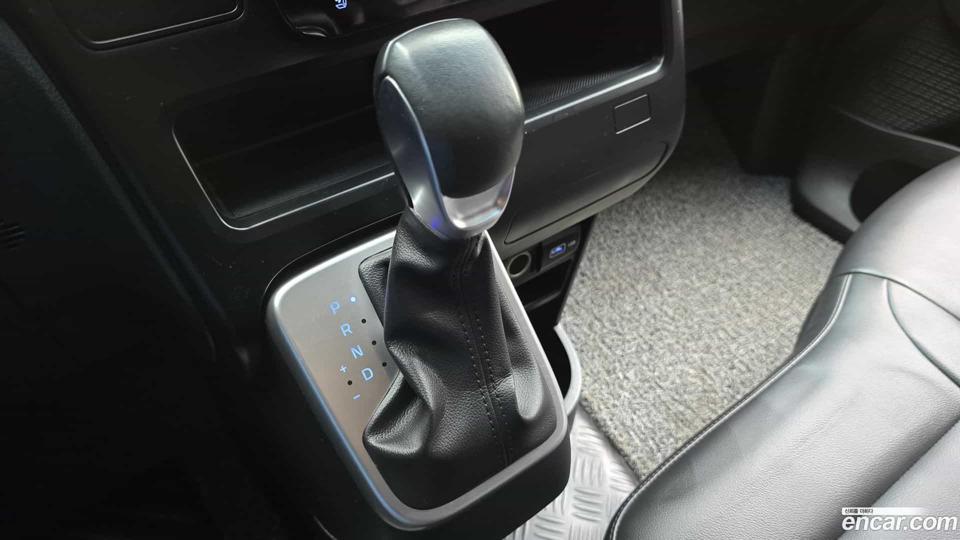 Staria Hyundai 2021.11-INNER-009