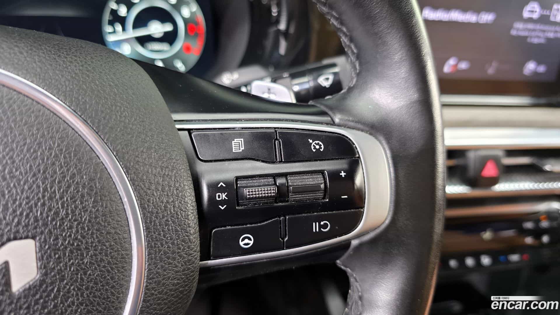 K5 Kia 2022.0-OPTION-040