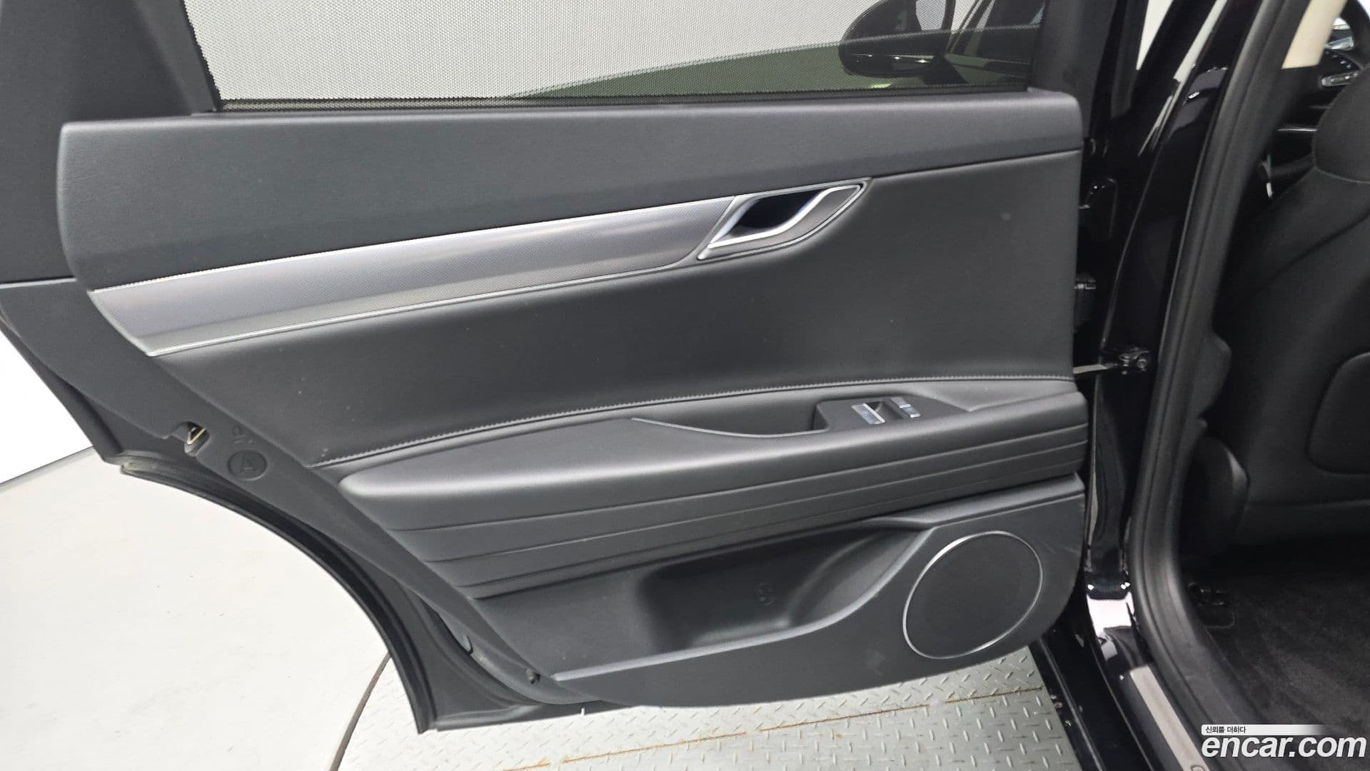 Main__Slider__Photo:G80 Genesis 2022.2-24