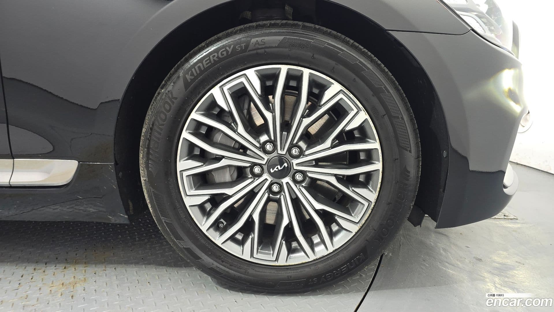 Main__Slider__Photo:K9 Kia 2018.3-20